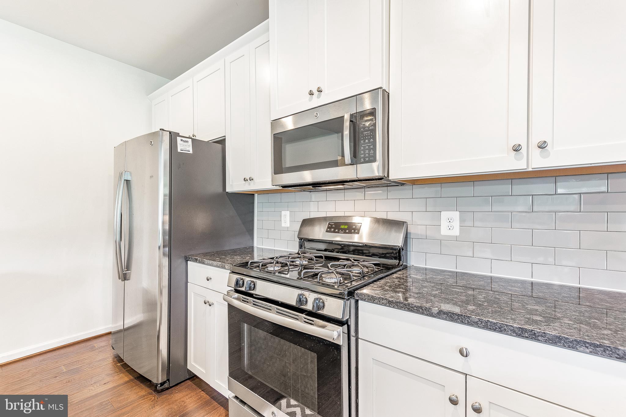 BROOKWOOD ESTATES - Residential