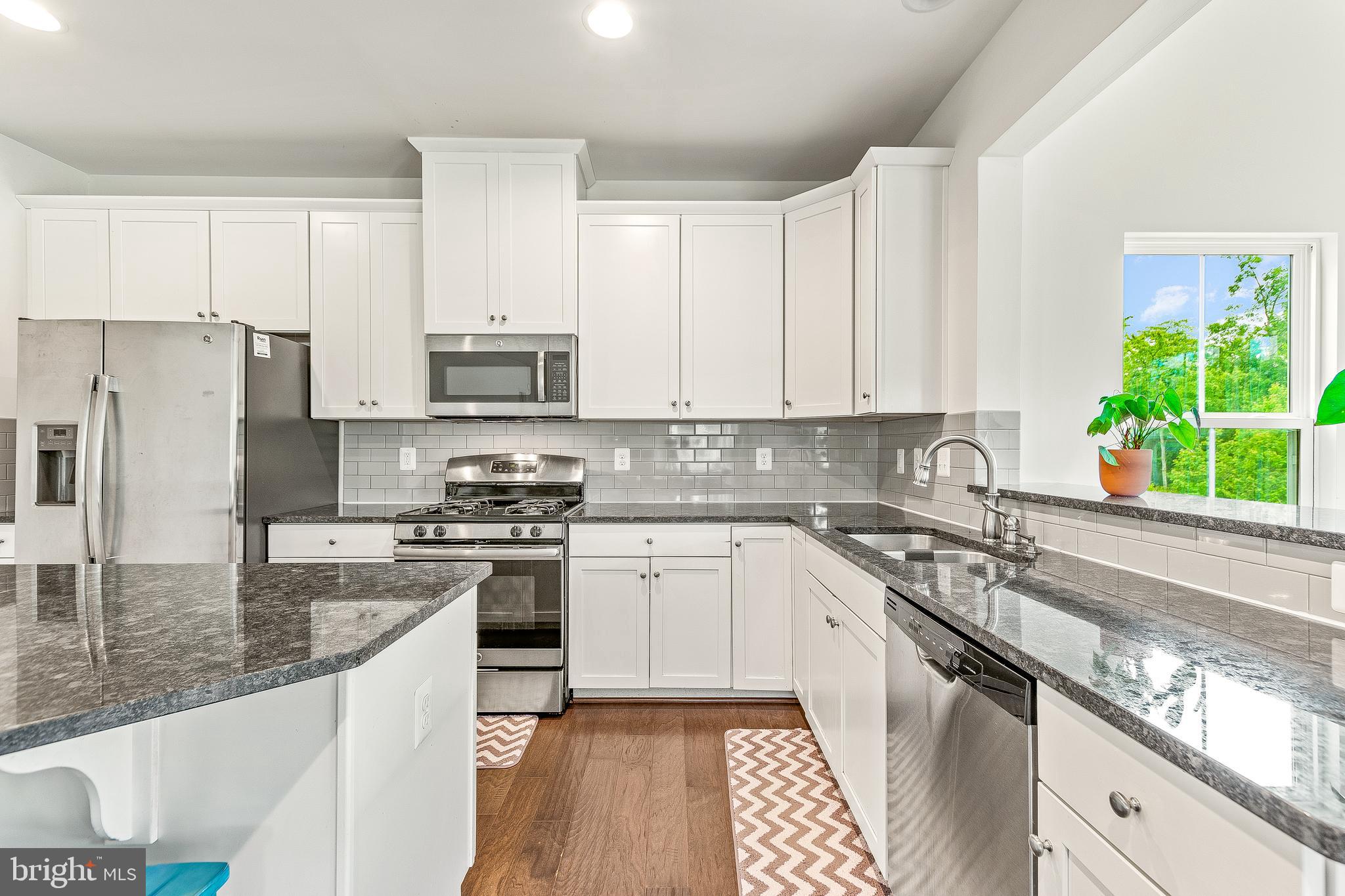 BROOKWOOD ESTATES - Residential