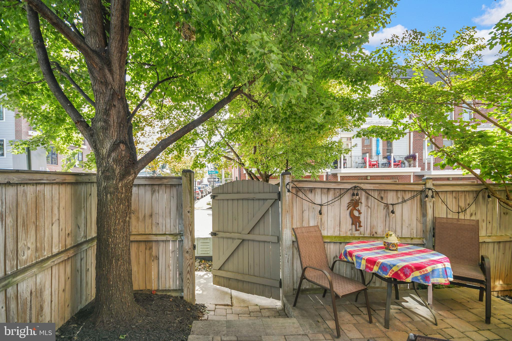 MAXWELL SQUARE - Residential