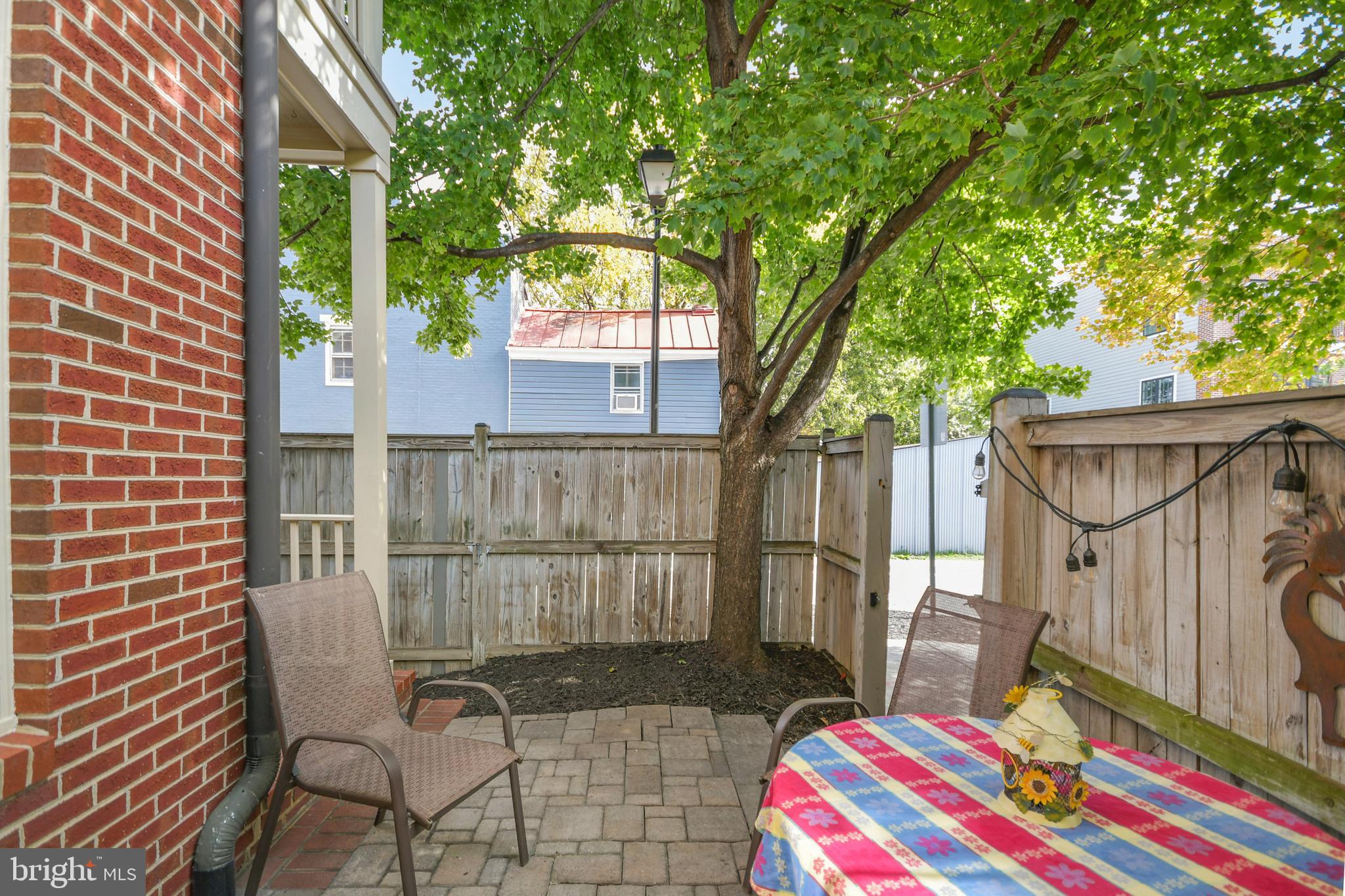 MAXWELL SQUARE - Residential