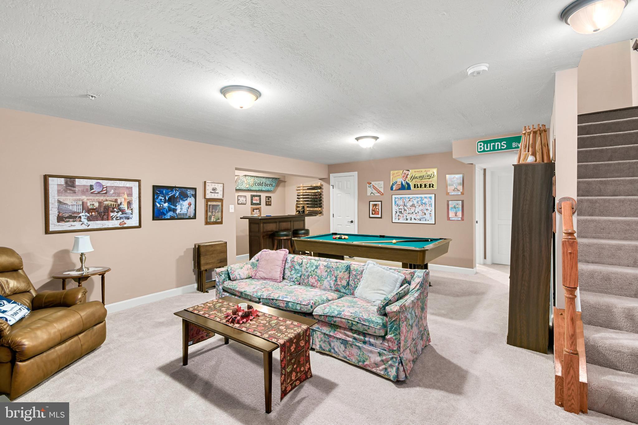 MAXWELL SQUARE - Residential