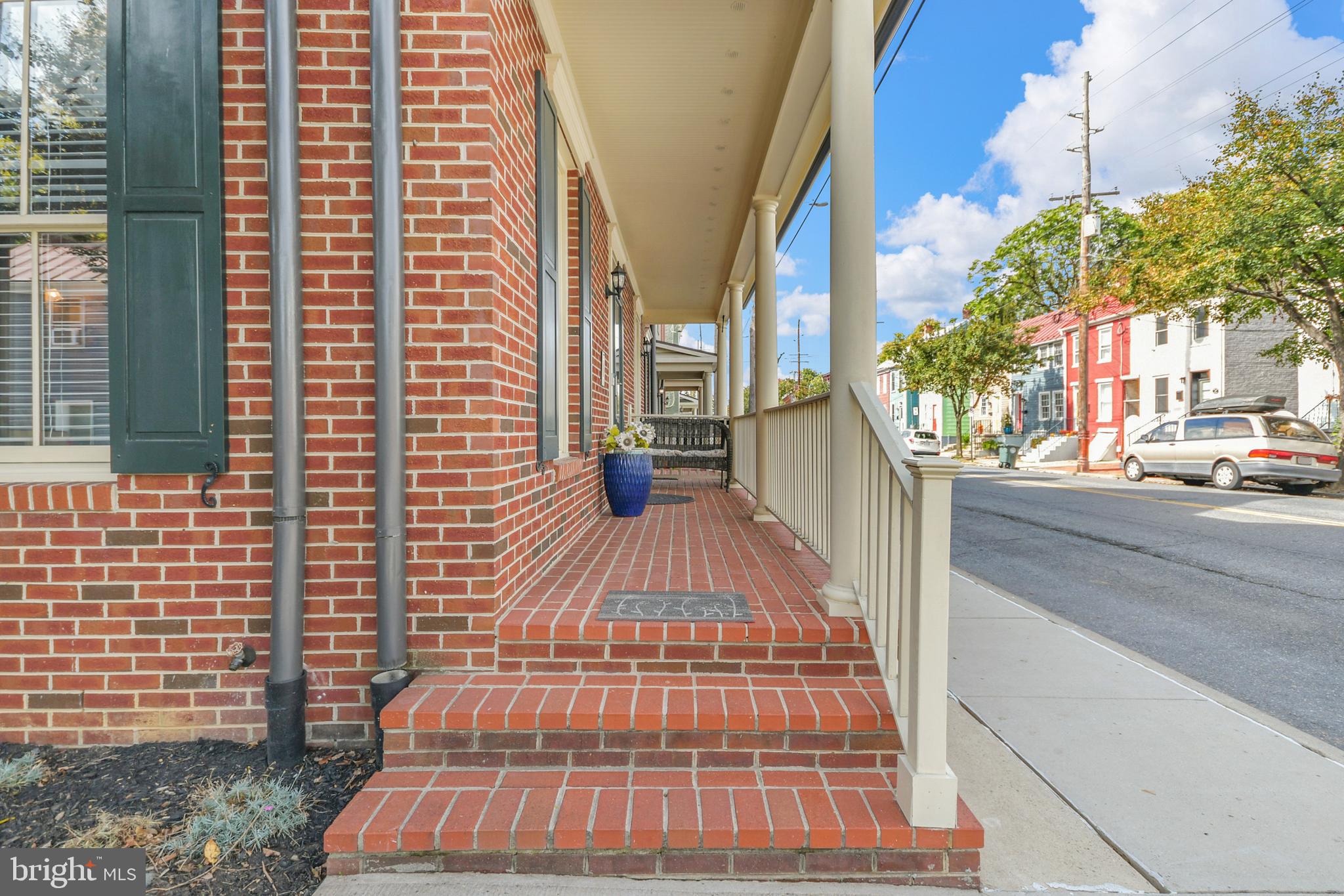 MAXWELL SQUARE - Residential