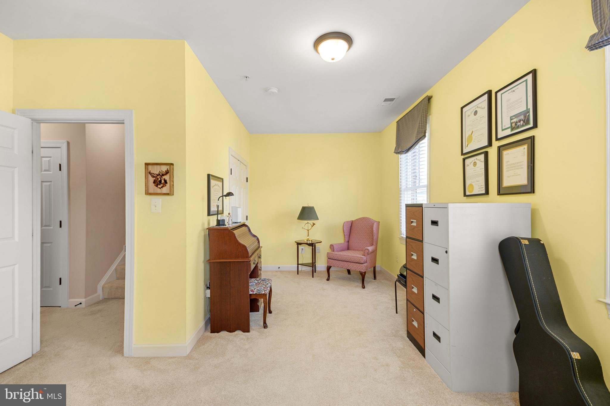 MAXWELL SQUARE - Residential