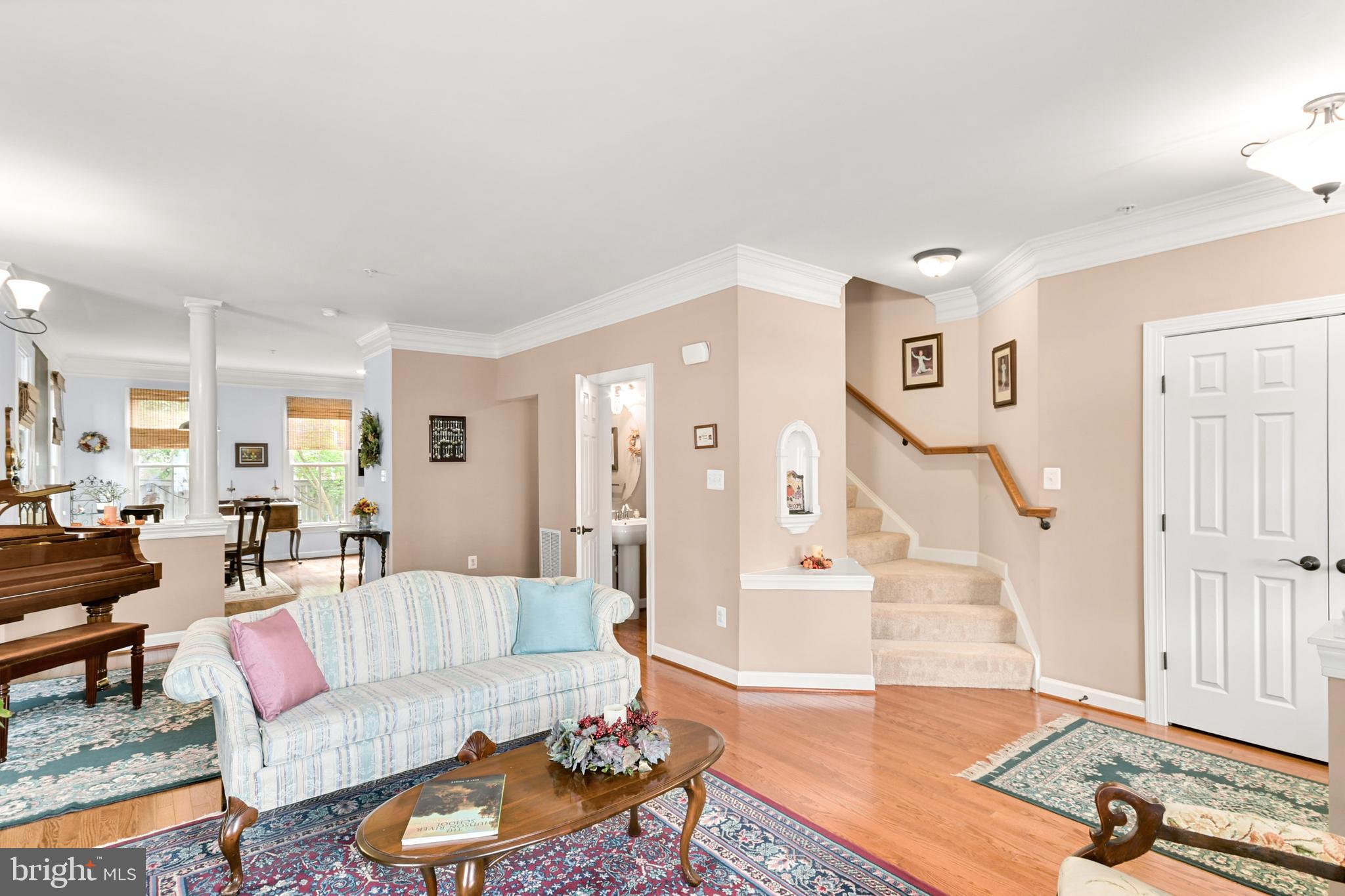 MAXWELL SQUARE - Residential