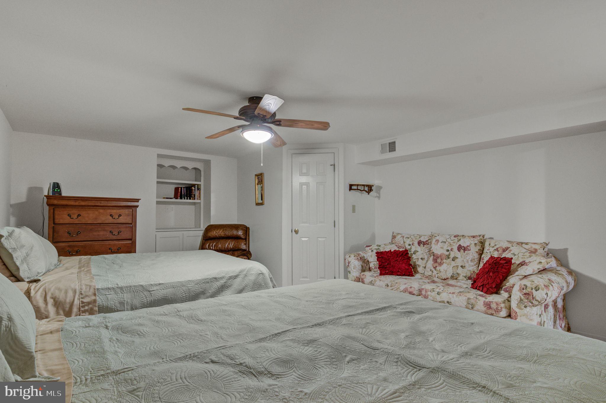 SPRING HAVEN WOODS SUBDIVISION - Residential