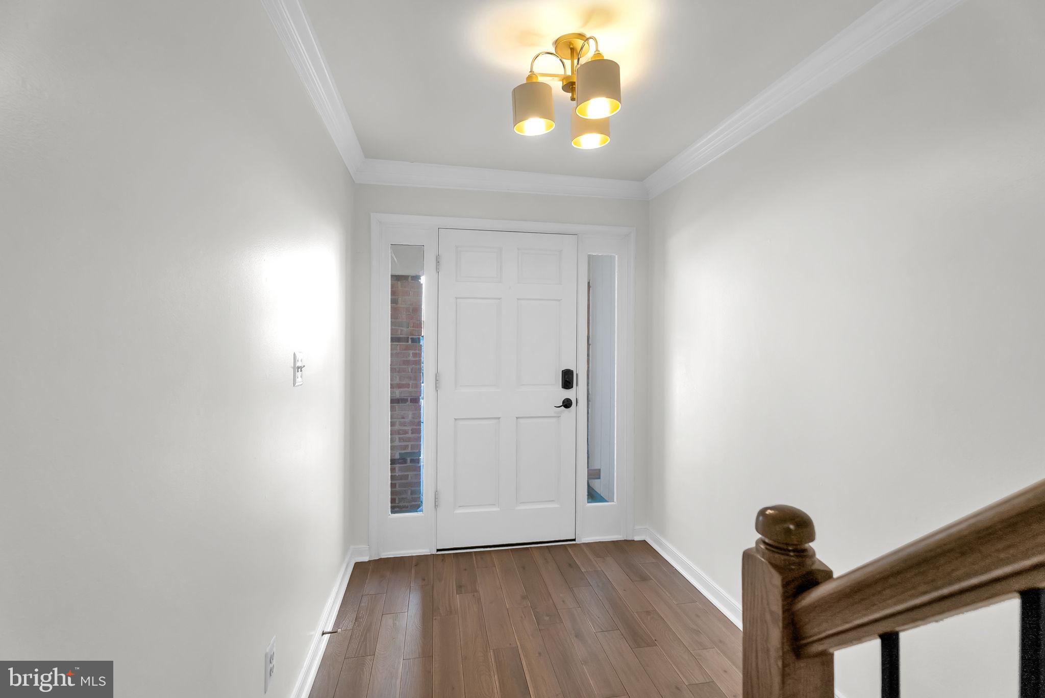 3820 WHITE POST COURT