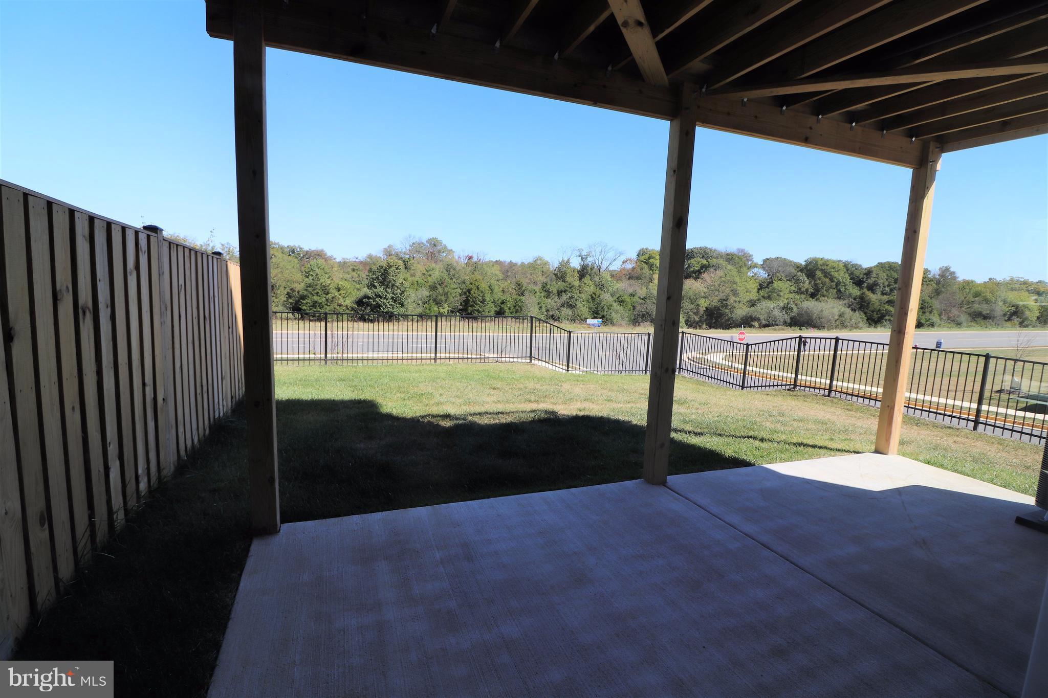 RIVER CREST - Residential Lease