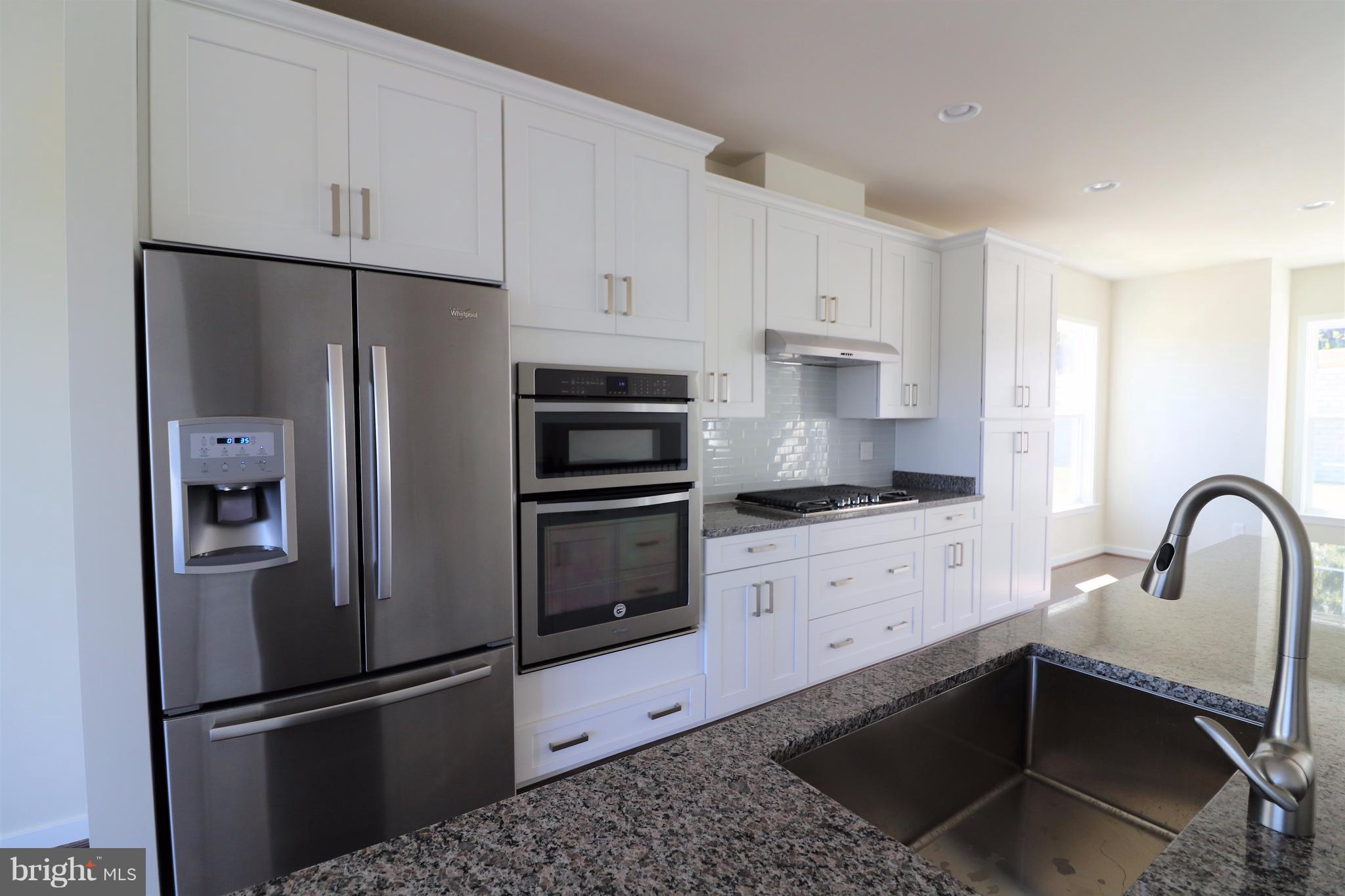 RIVER CREST - Residential Lease