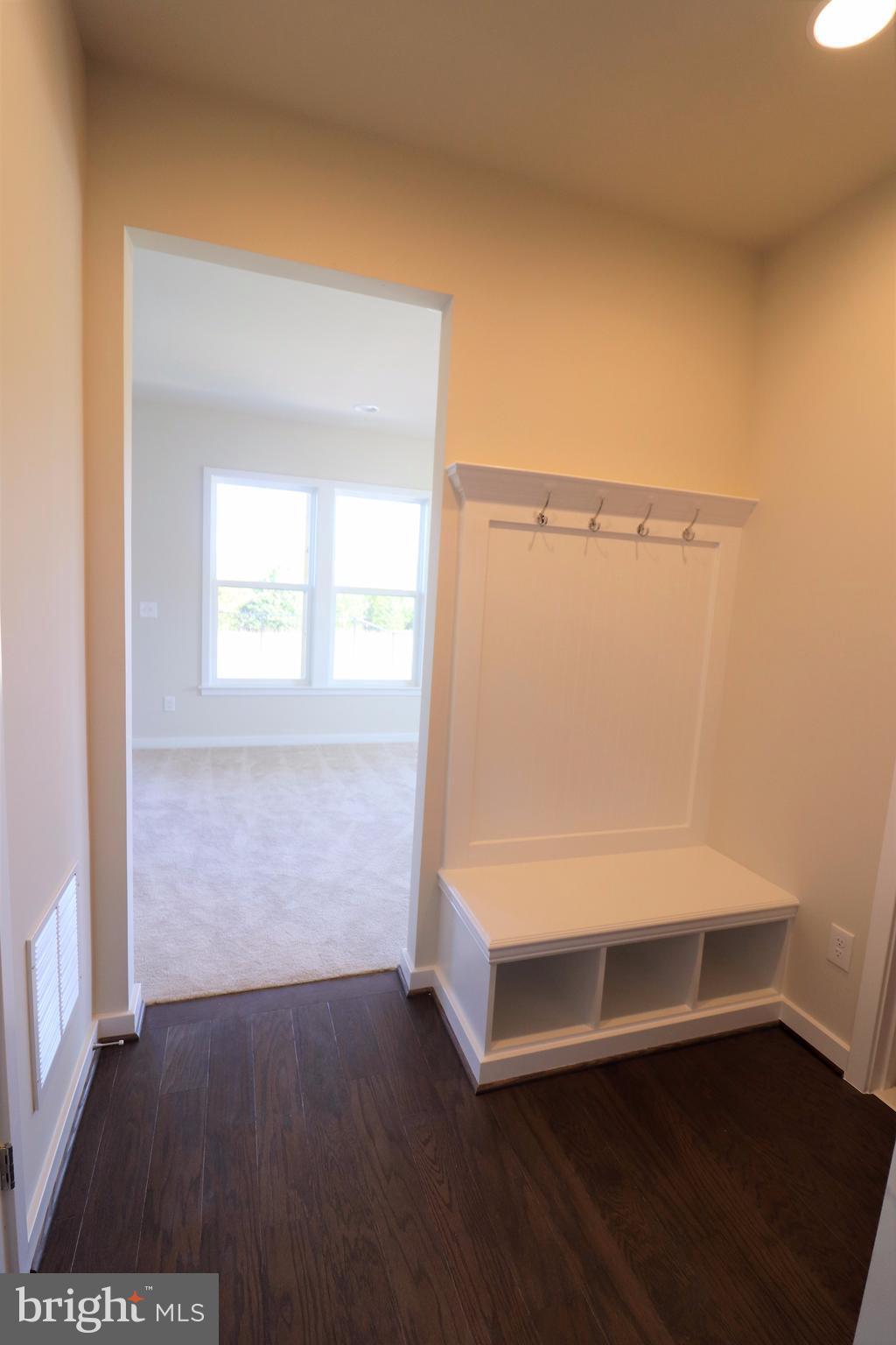 RIVER CREST - Residential Lease