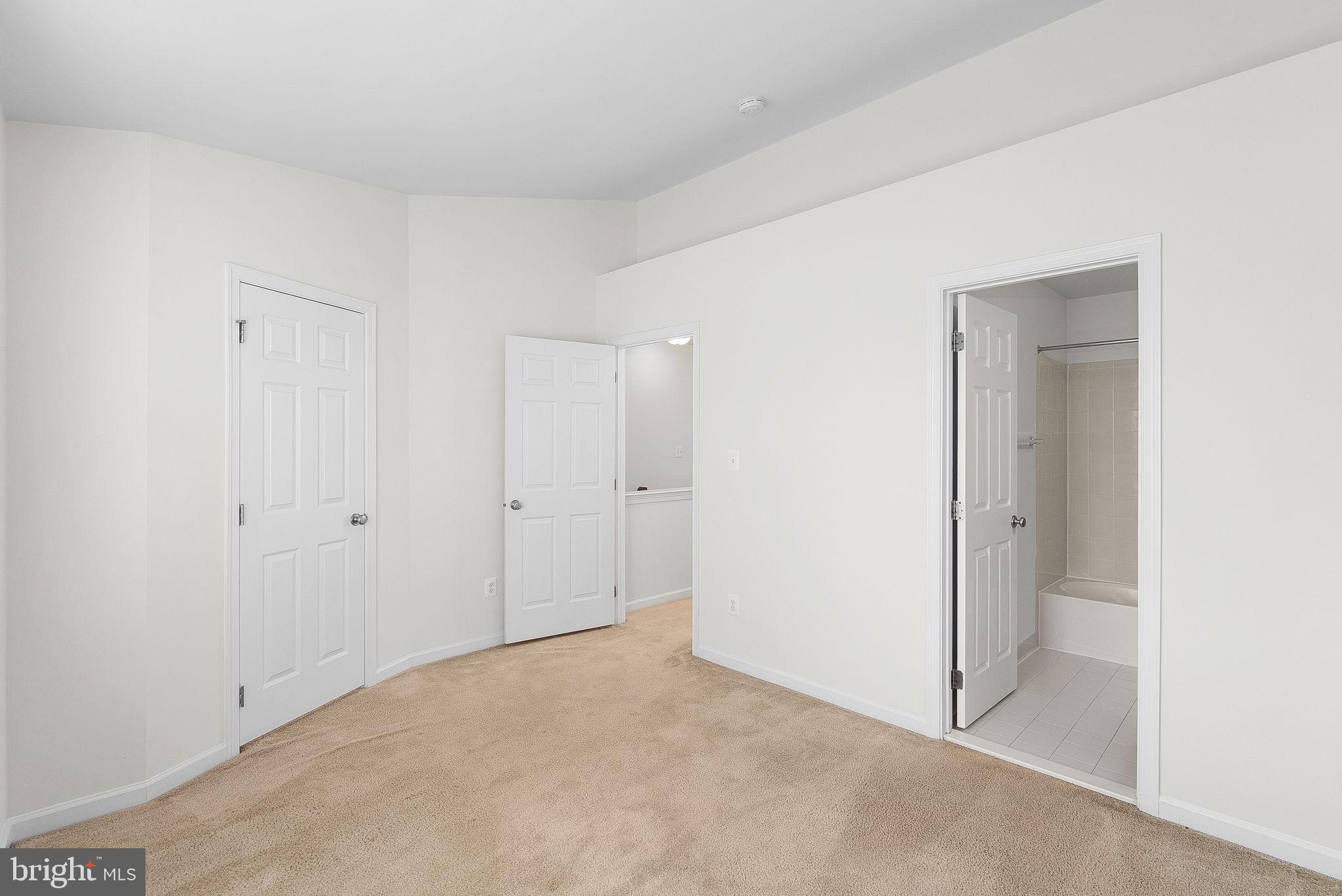 AMBERLEA AT SOUTH RIDING - Residential Lease