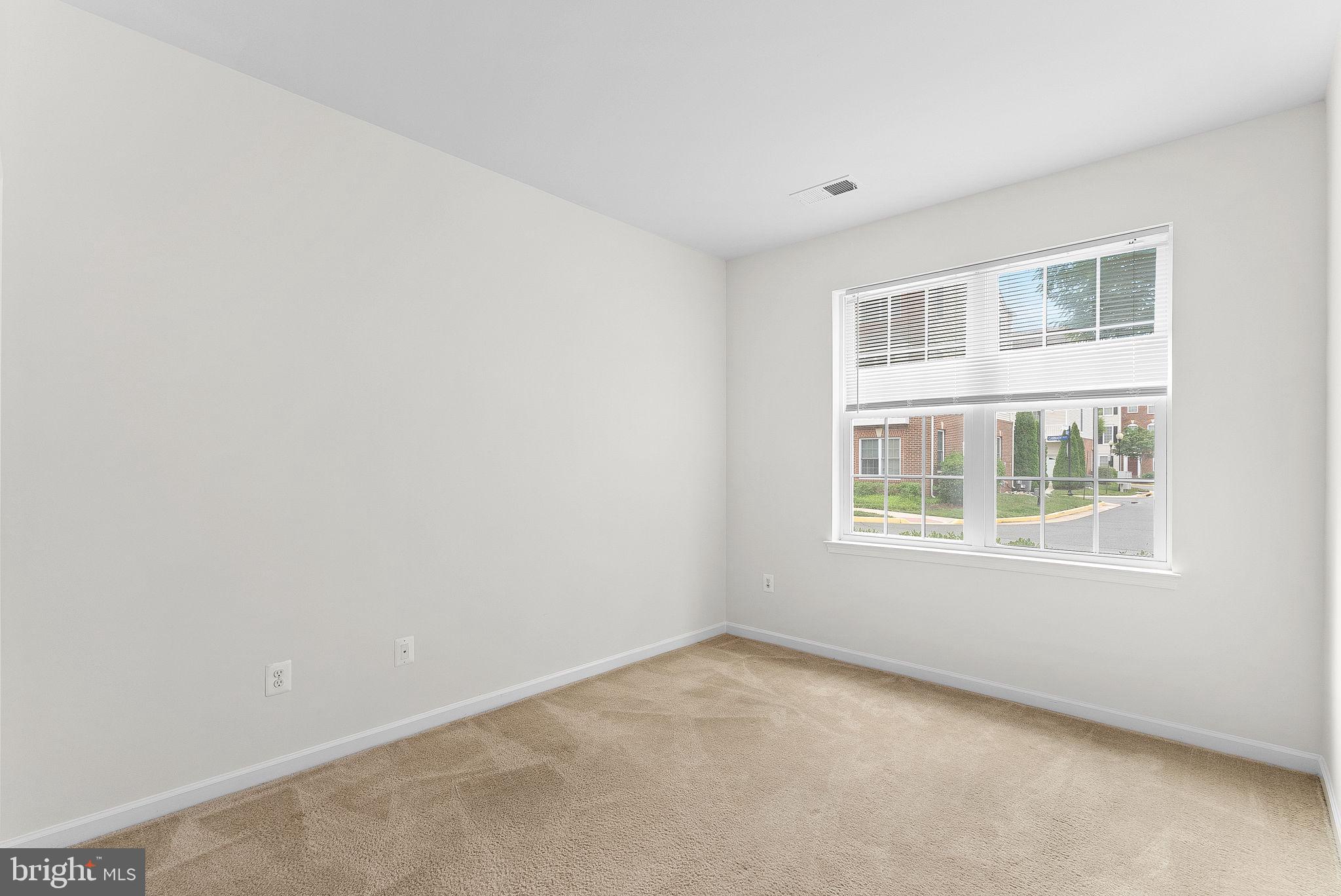 AMBERLEA AT SOUTH RIDING - Residential Lease