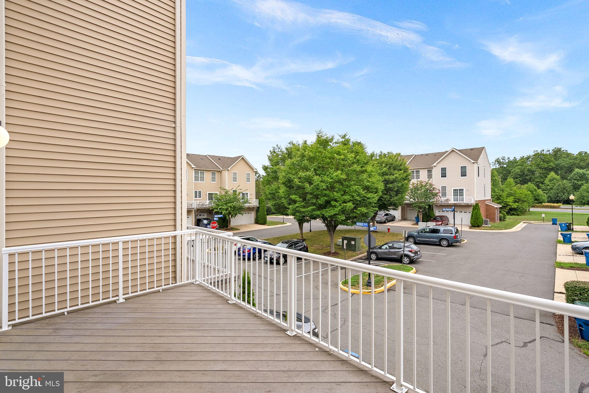 AMBERLEA AT SOUTH RIDING - Residential Lease