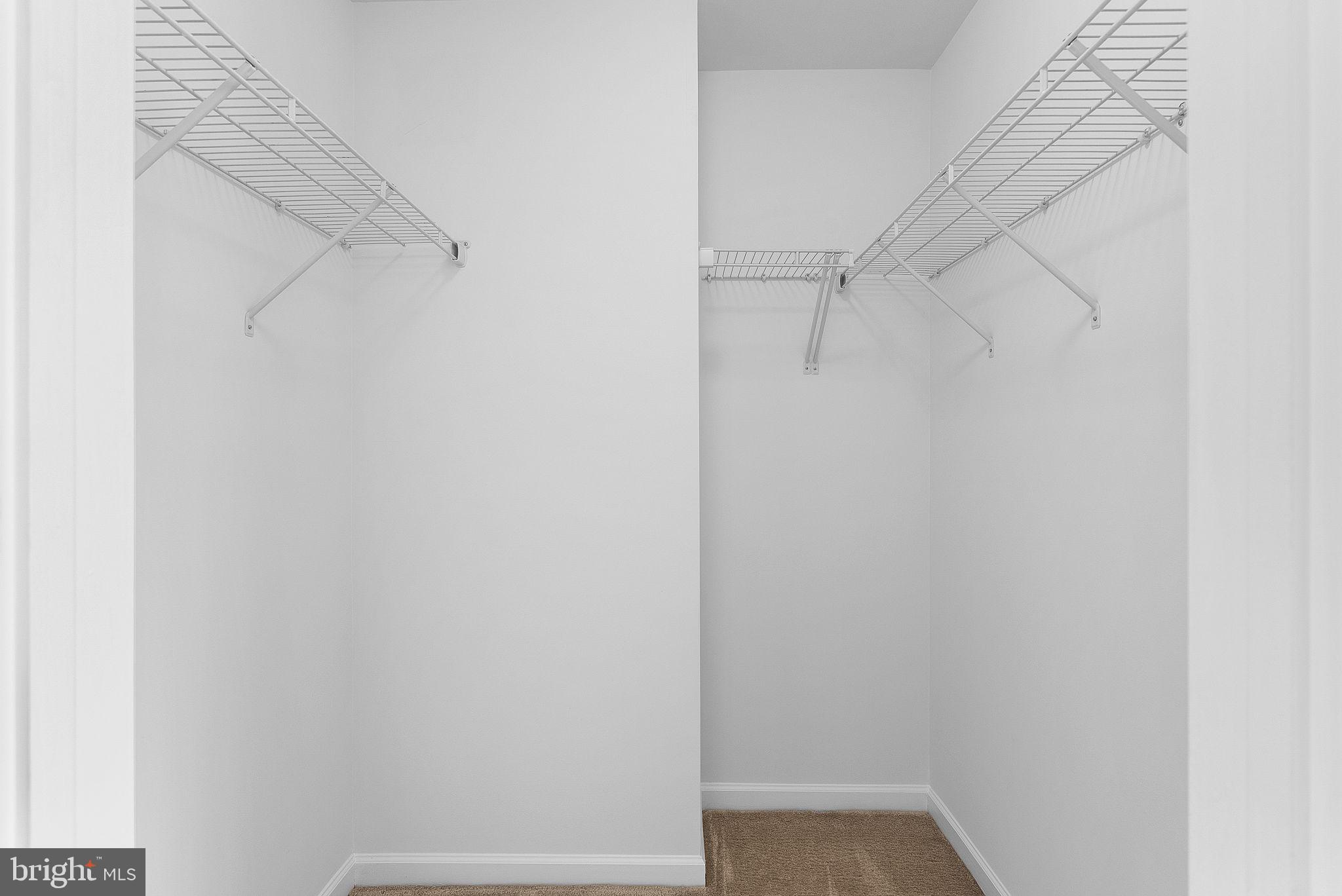 AMBERLEA AT SOUTH RIDING - Residential Lease