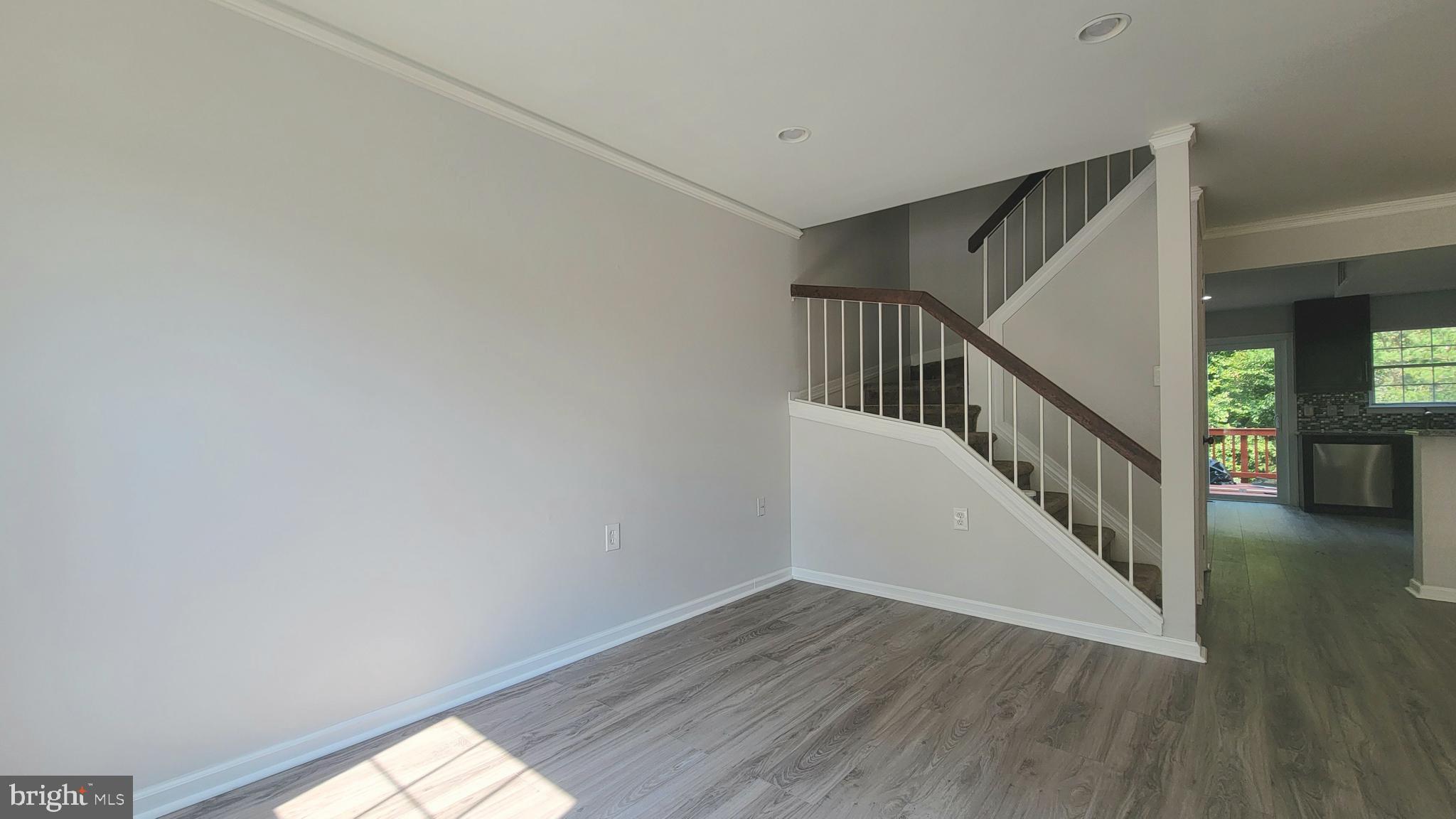 LAKE RIDGE - Residential Lease