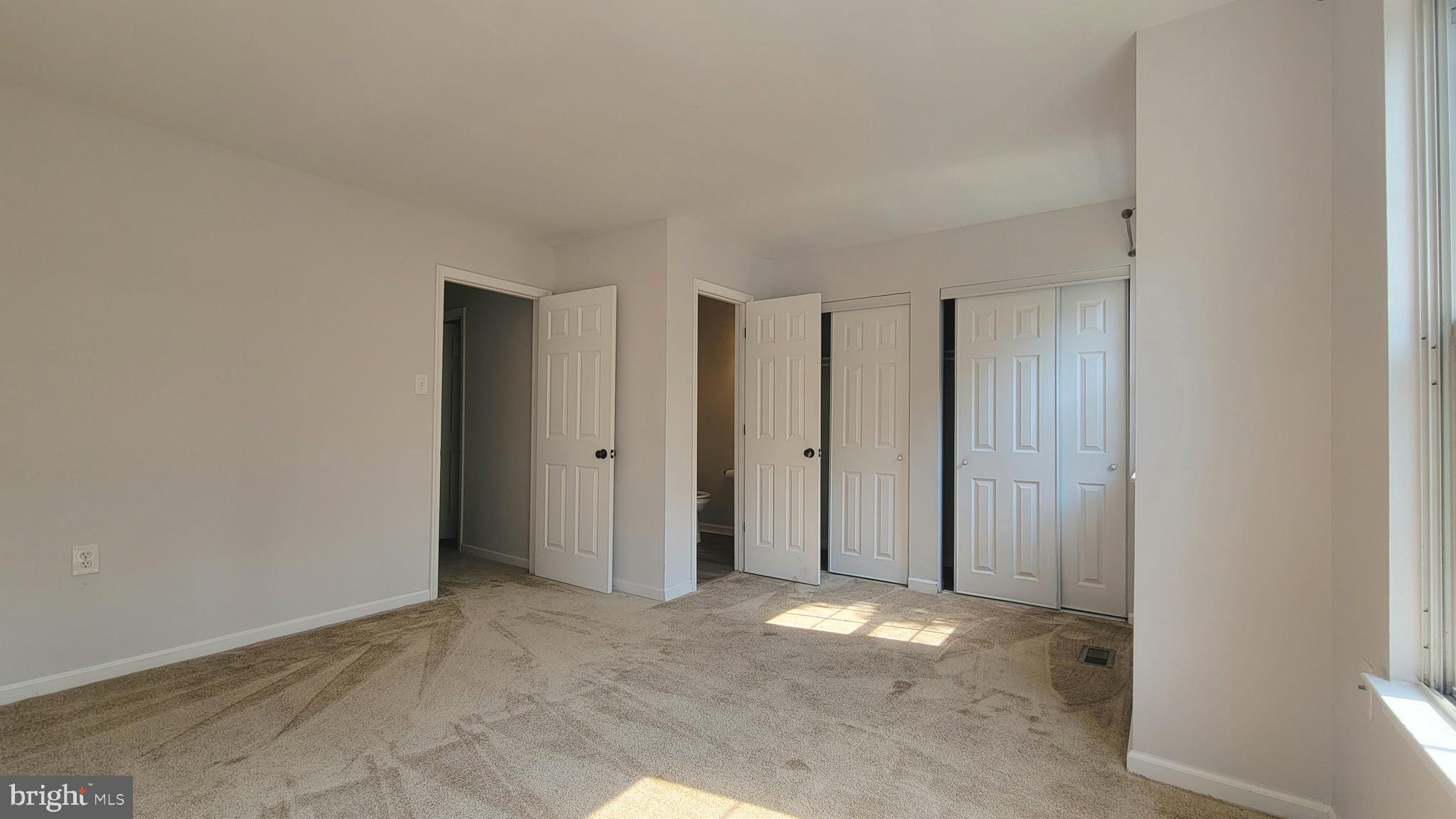 LAKE RIDGE - Residential Lease