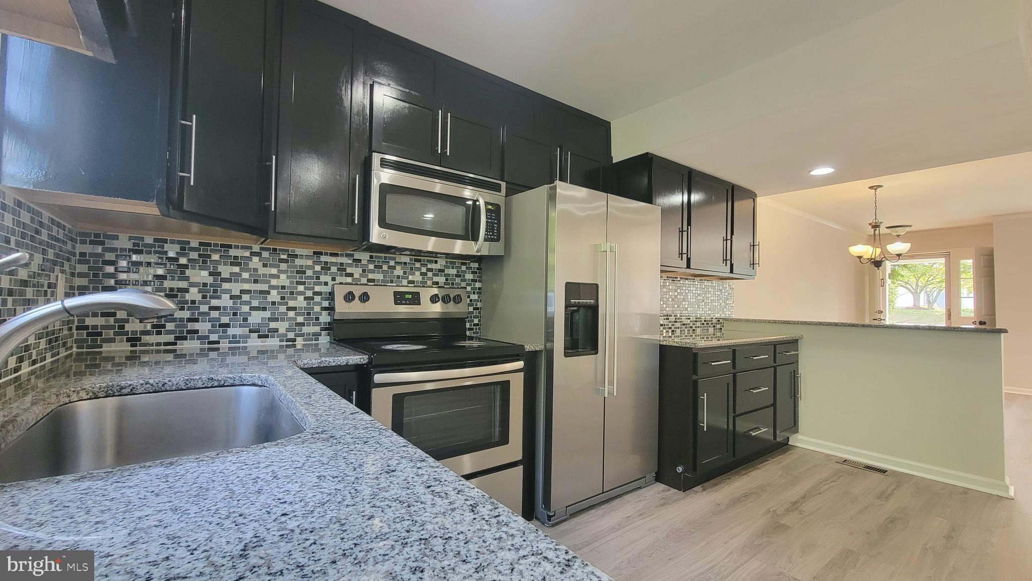 LAKE RIDGE - Residential Lease