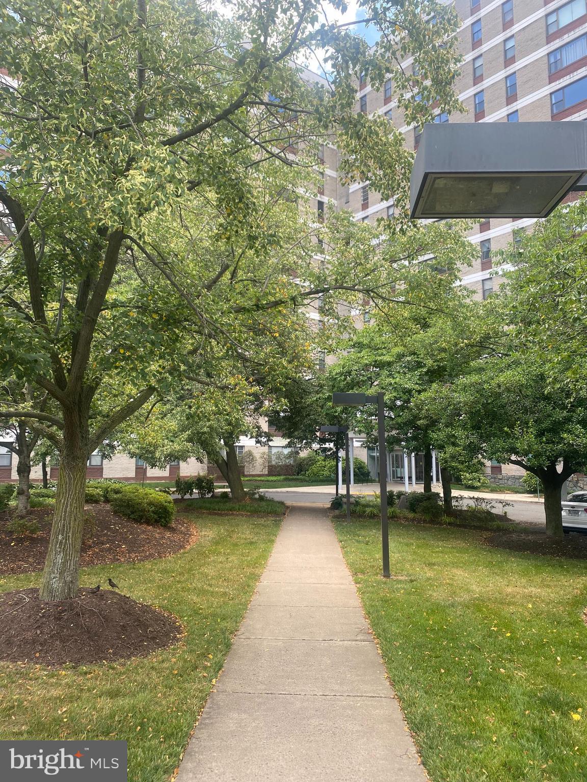 4600 DUKE - Residential Lease