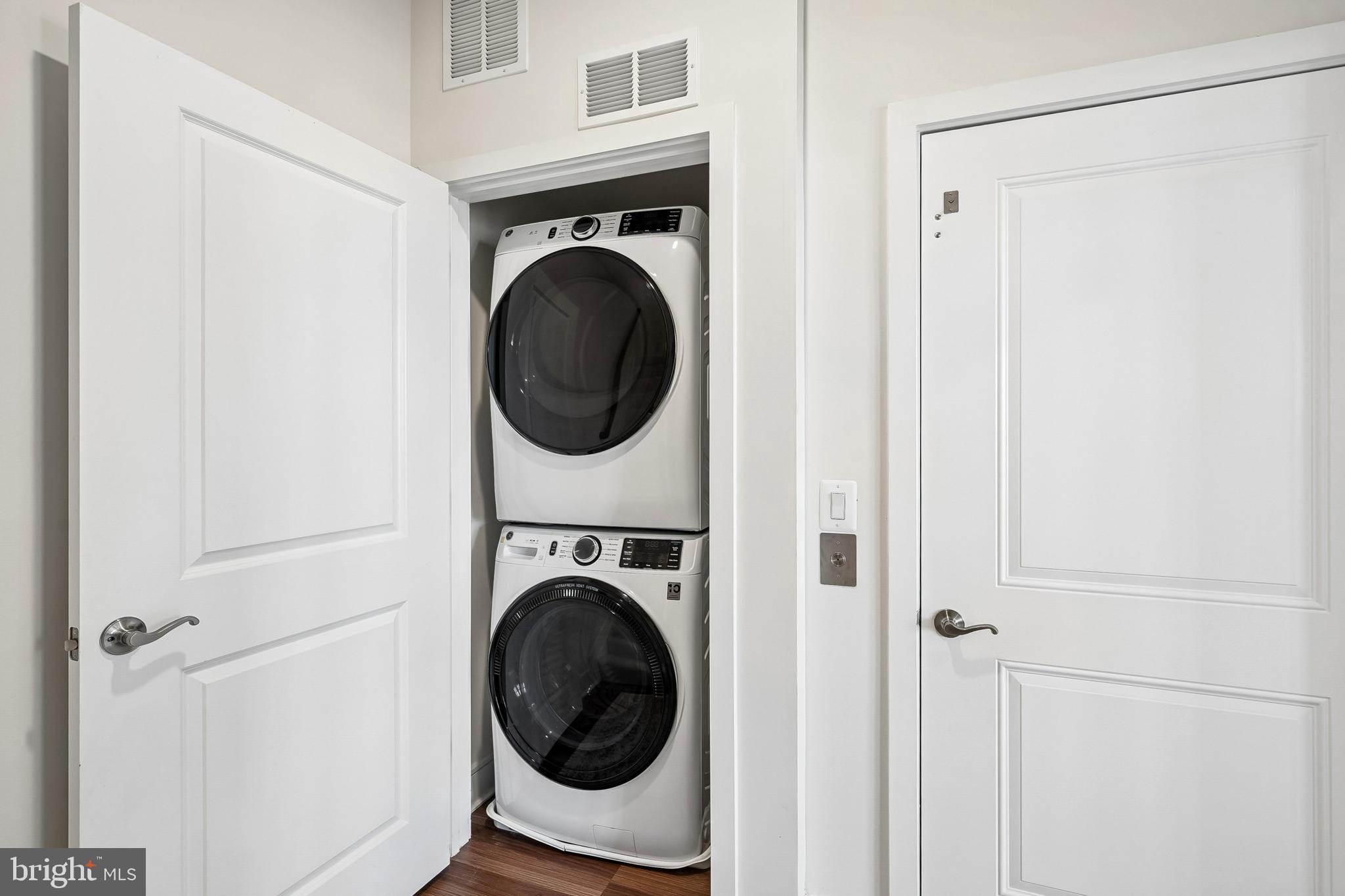 BIRCHWOOD AT BRAMBLETON - Residential