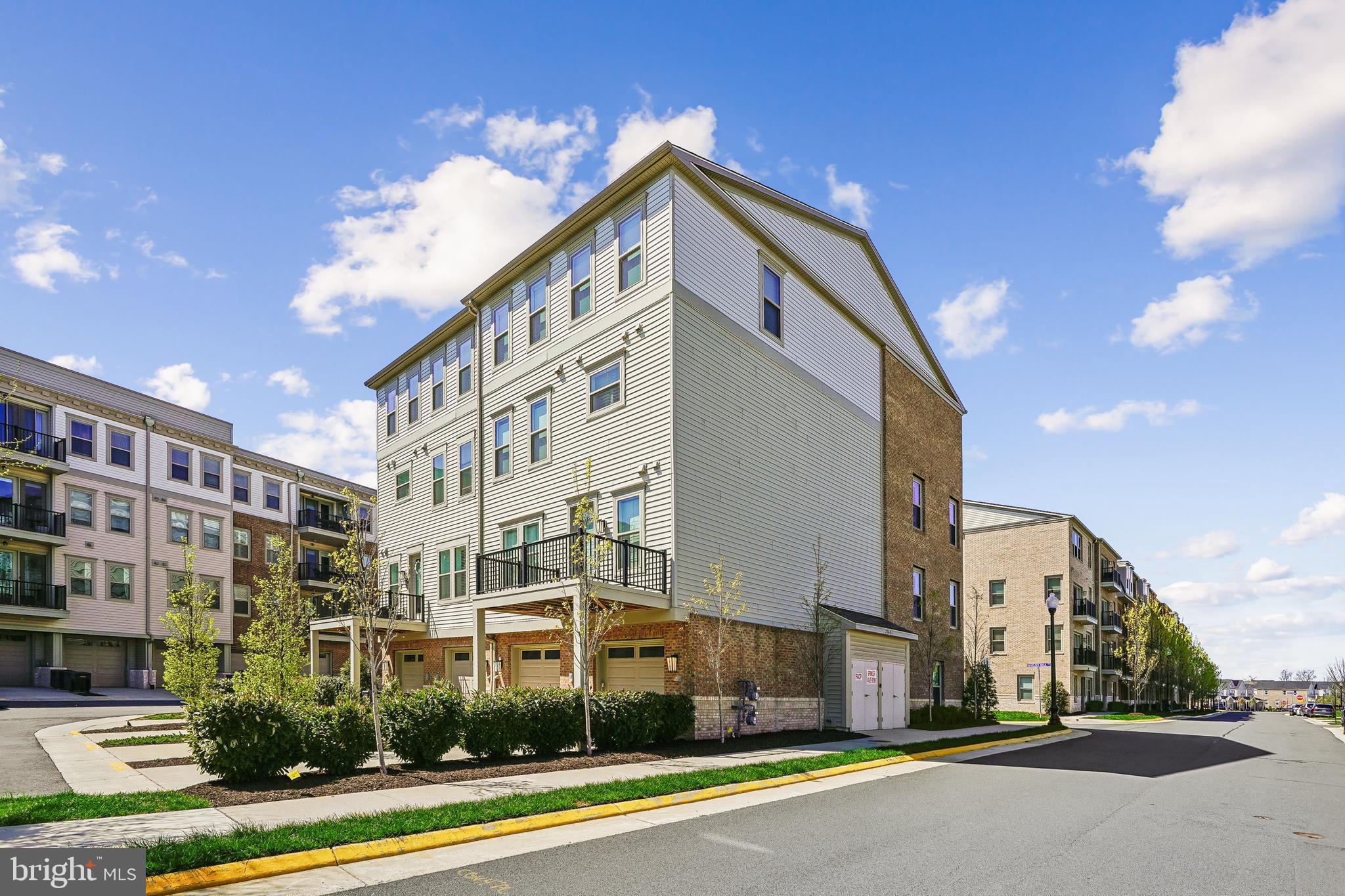 BIRCHWOOD AT BRAMBLETON - Residential