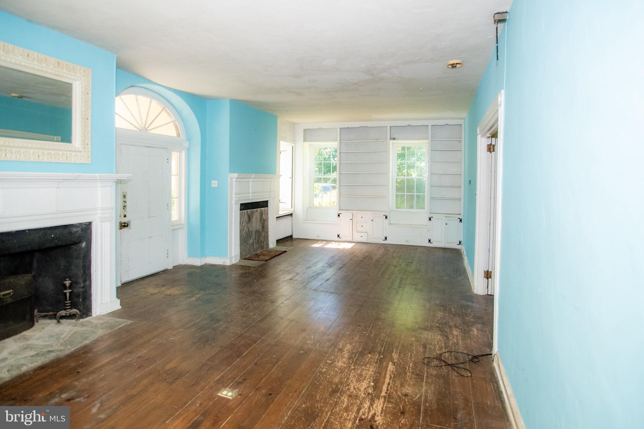 LEOPARD FARMS - Residential