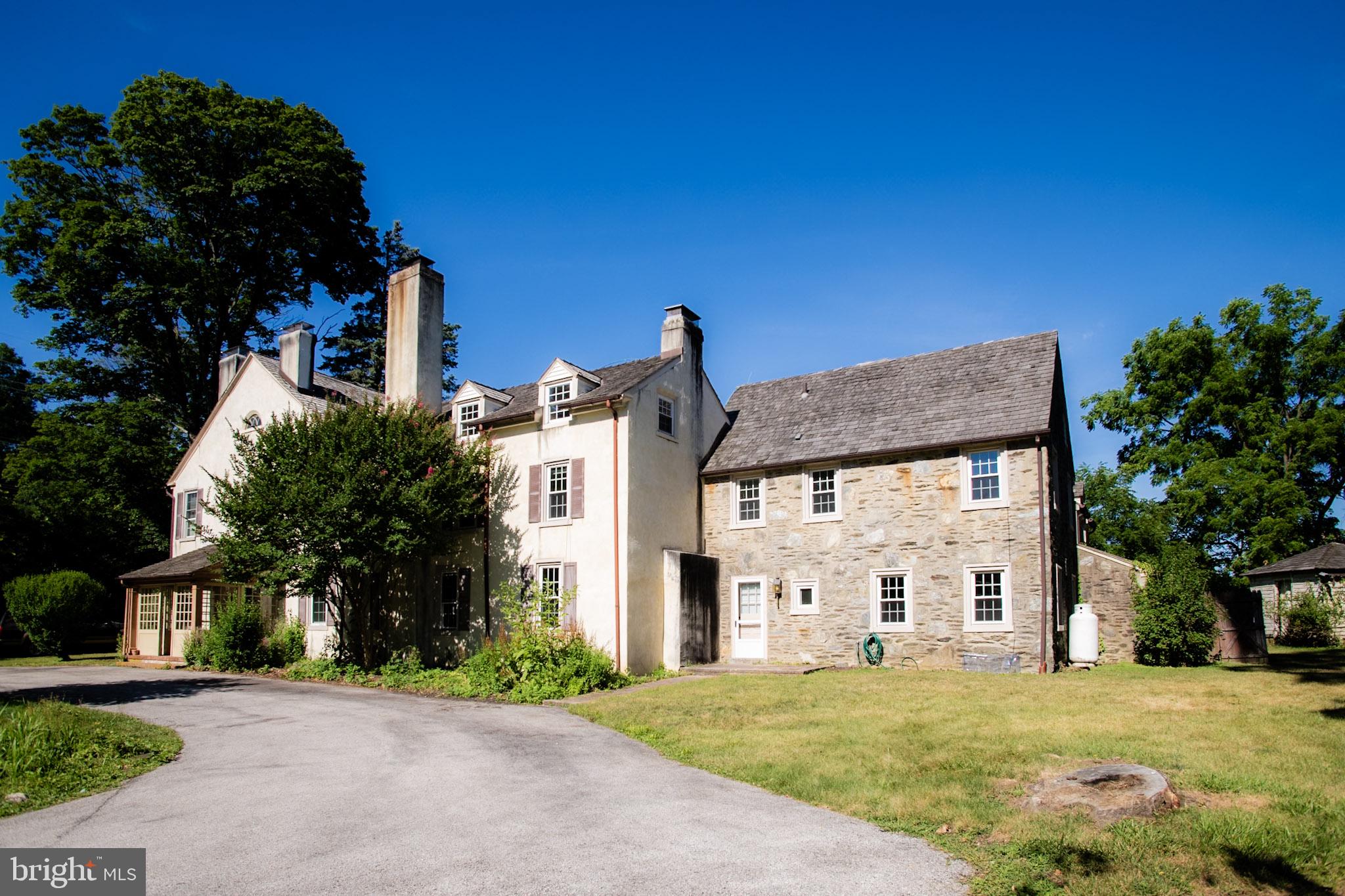 LEOPARD FARMS - Residential