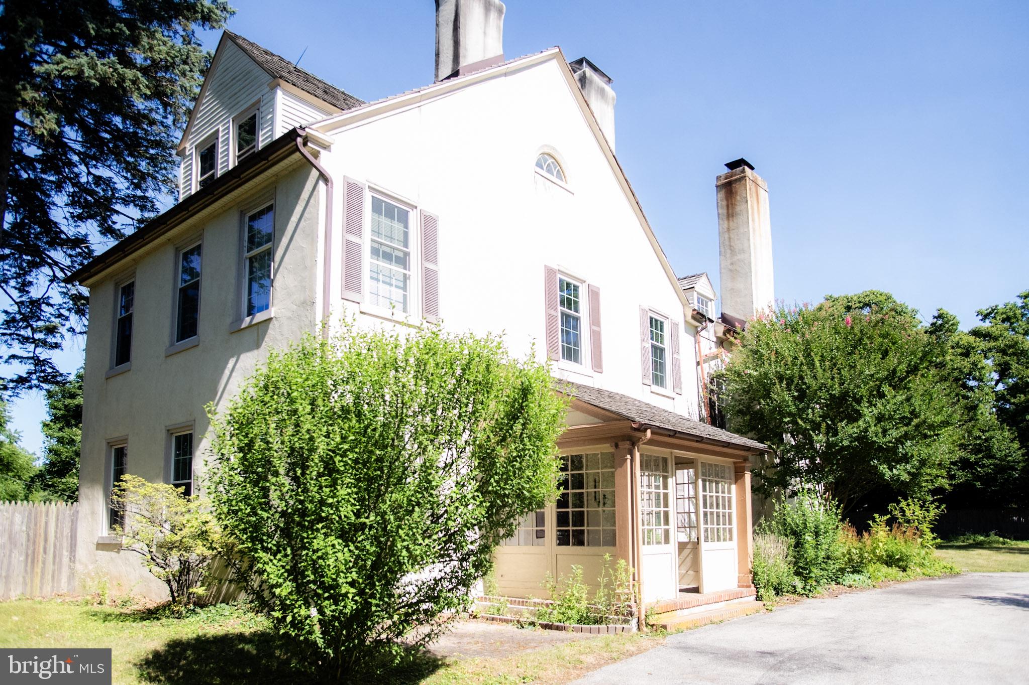 LEOPARD FARMS - Residential