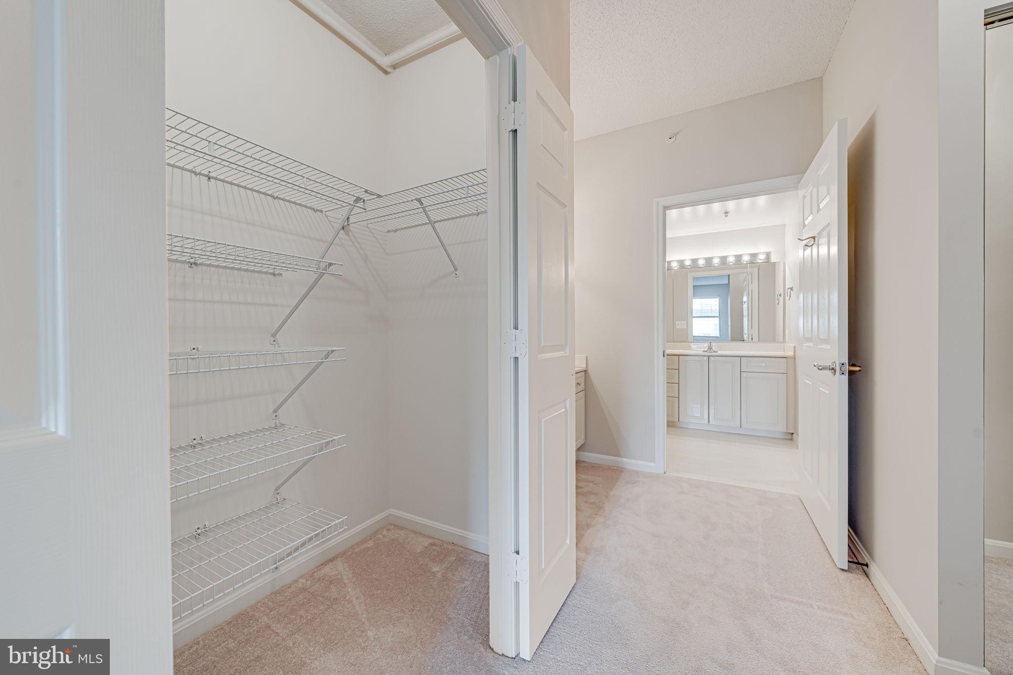 LANSDOWNE WOODS LEISURE WORLD - Residential