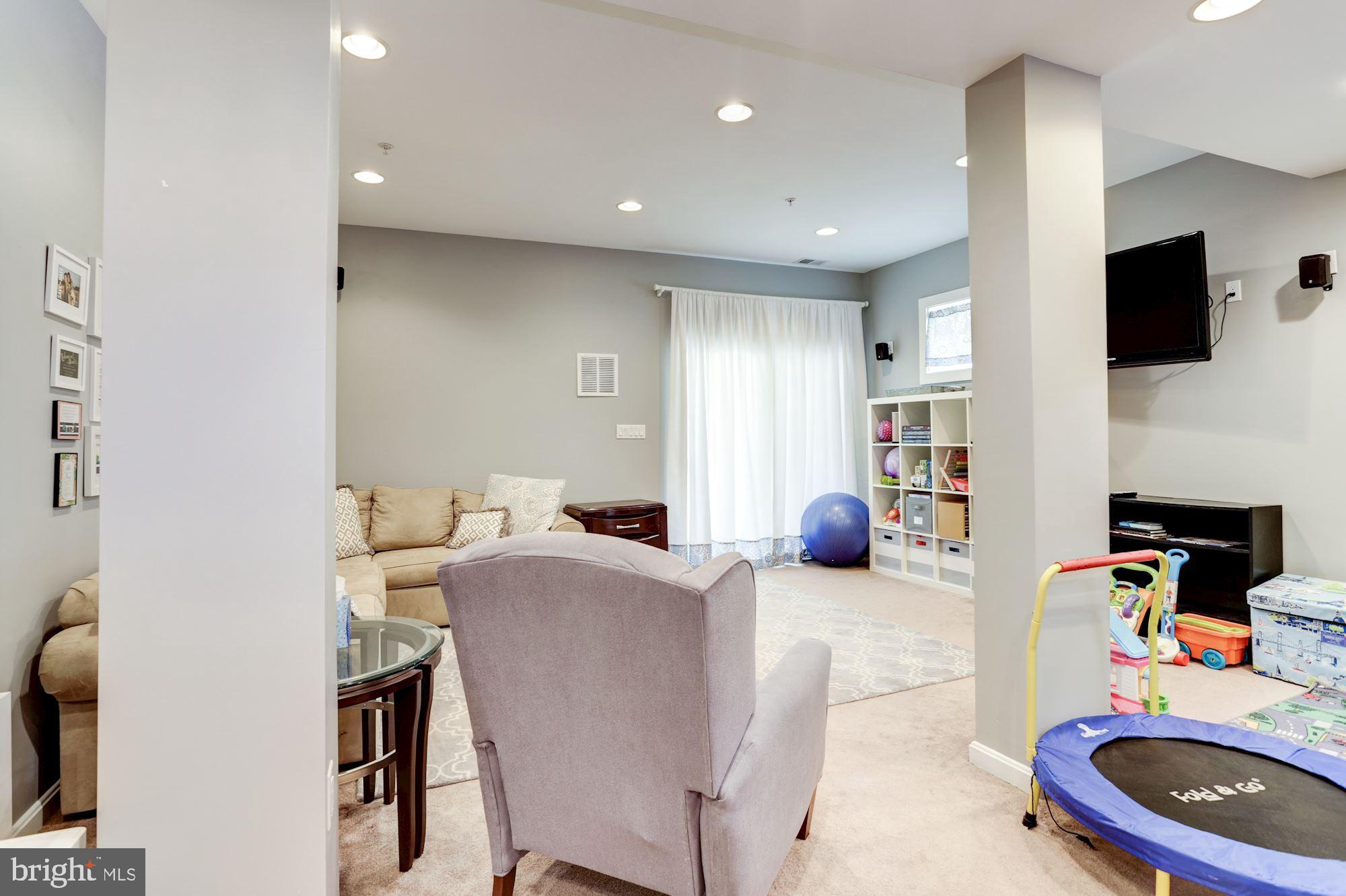 CAPE ST CLAIRE - Residential