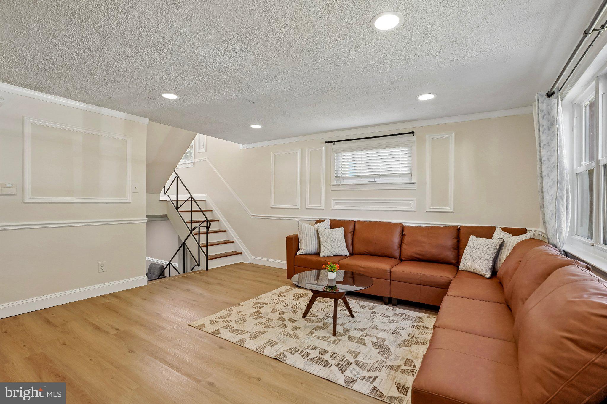862 WEDGEWOOD DRIVE