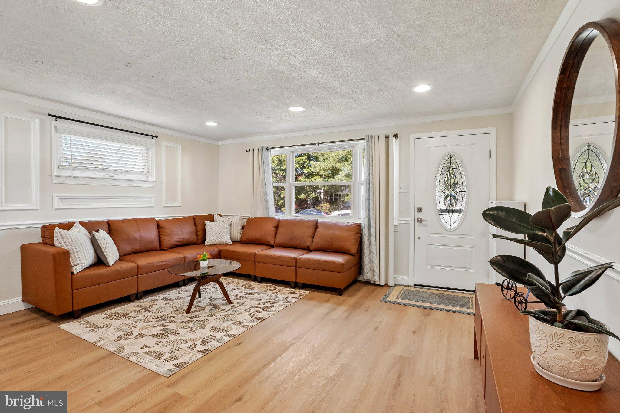862 WEDGEWOOD DRIVE
