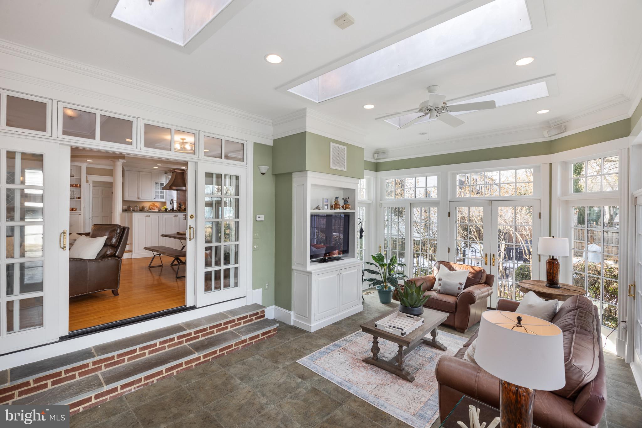 HISTORIC LEESBURG - Residential