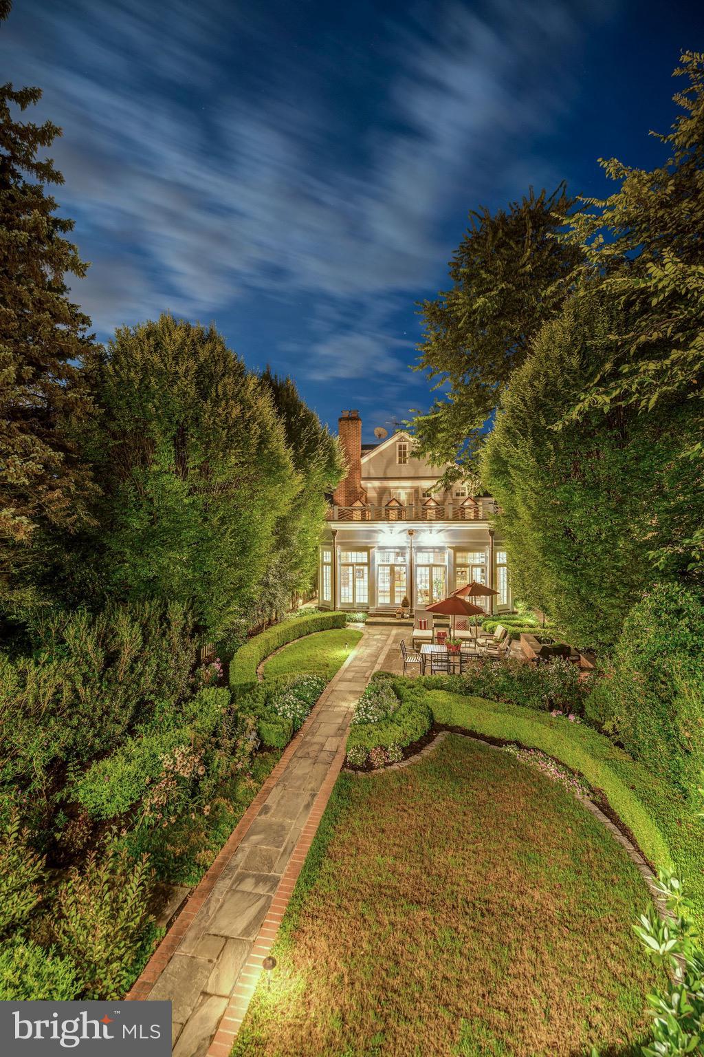 HISTORIC LEESBURG - Residential