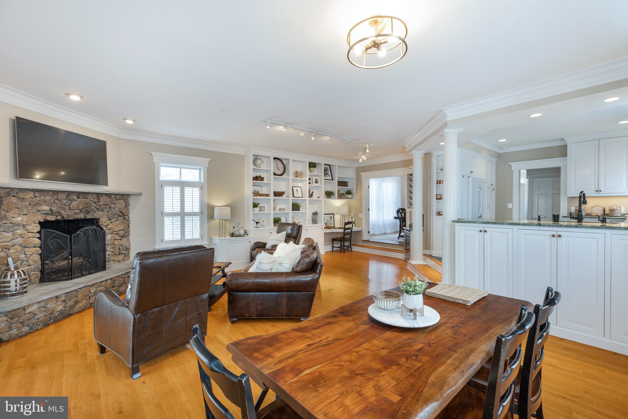 HISTORIC LEESBURG - Residential