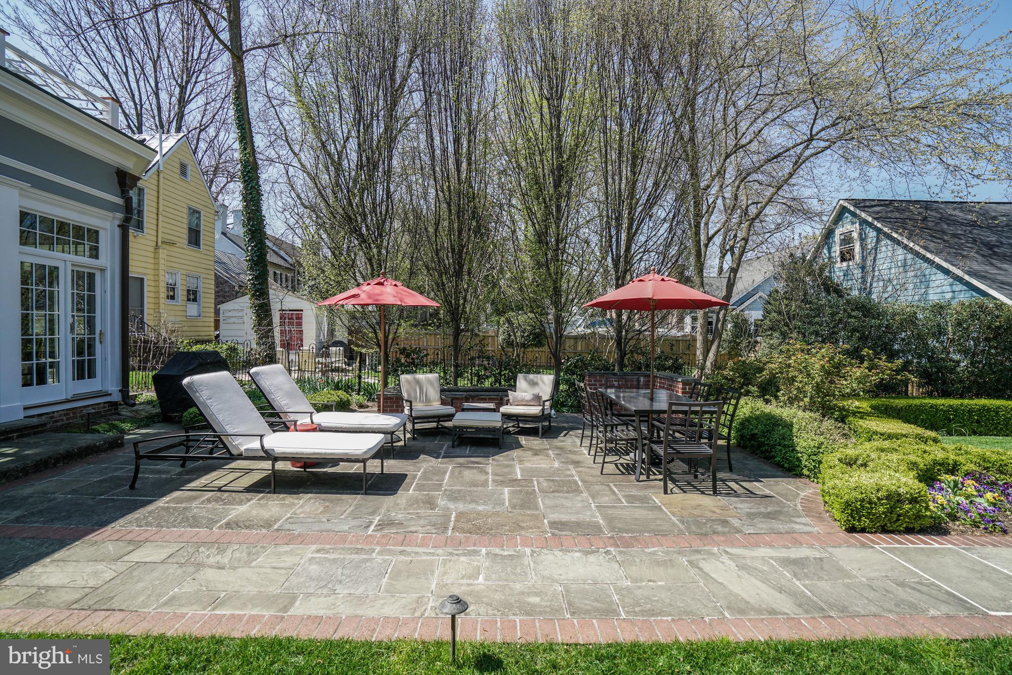 HISTORIC LEESBURG - Residential