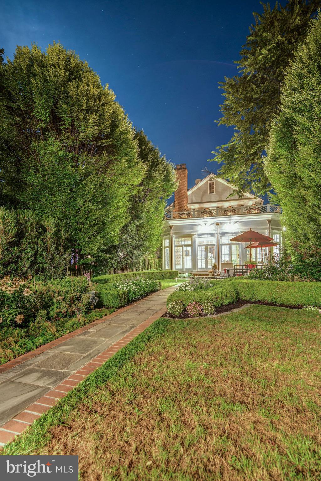 HISTORIC LEESBURG - Residential