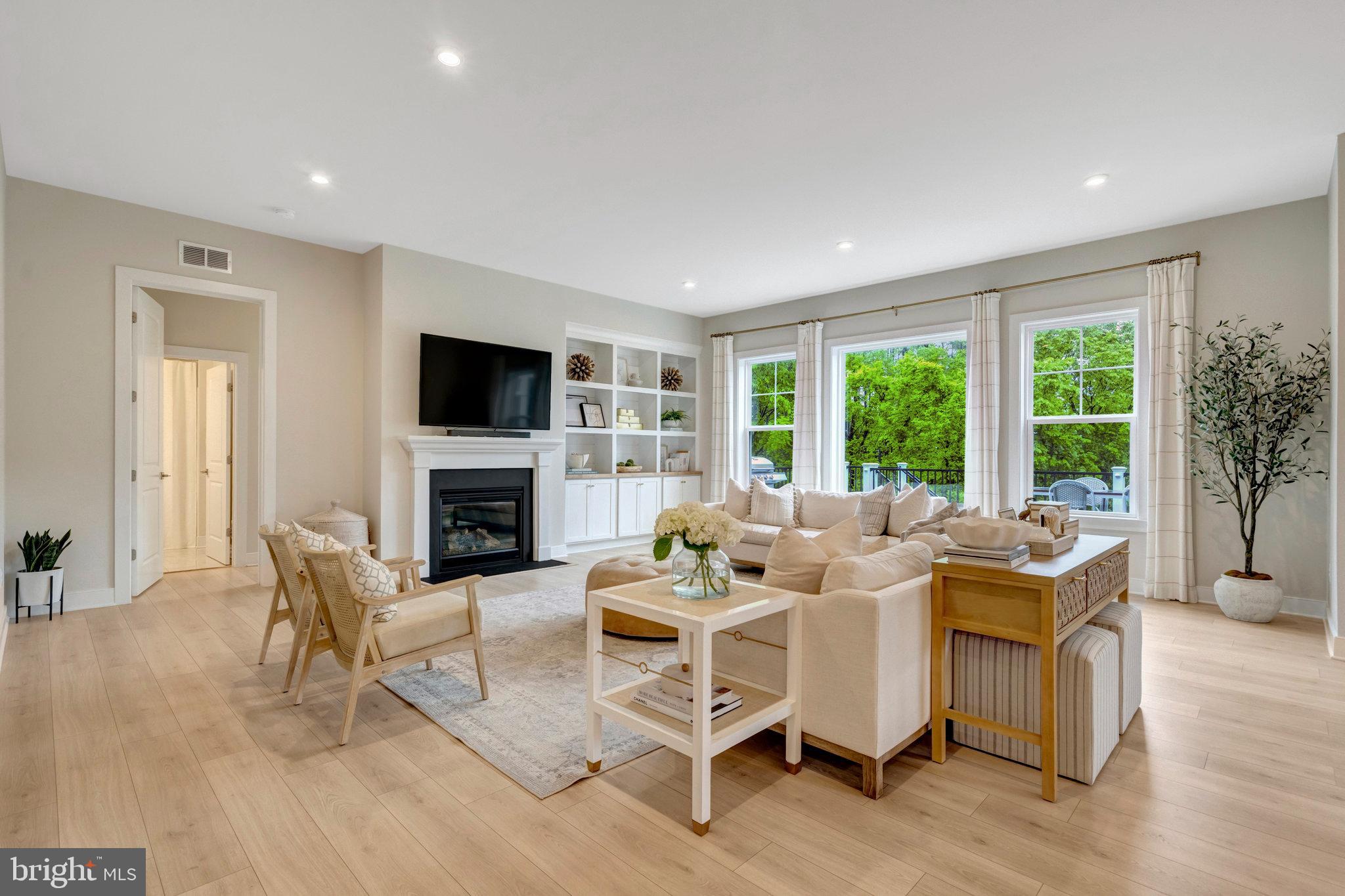 GROVE AT WILLOWSFORD - Residential