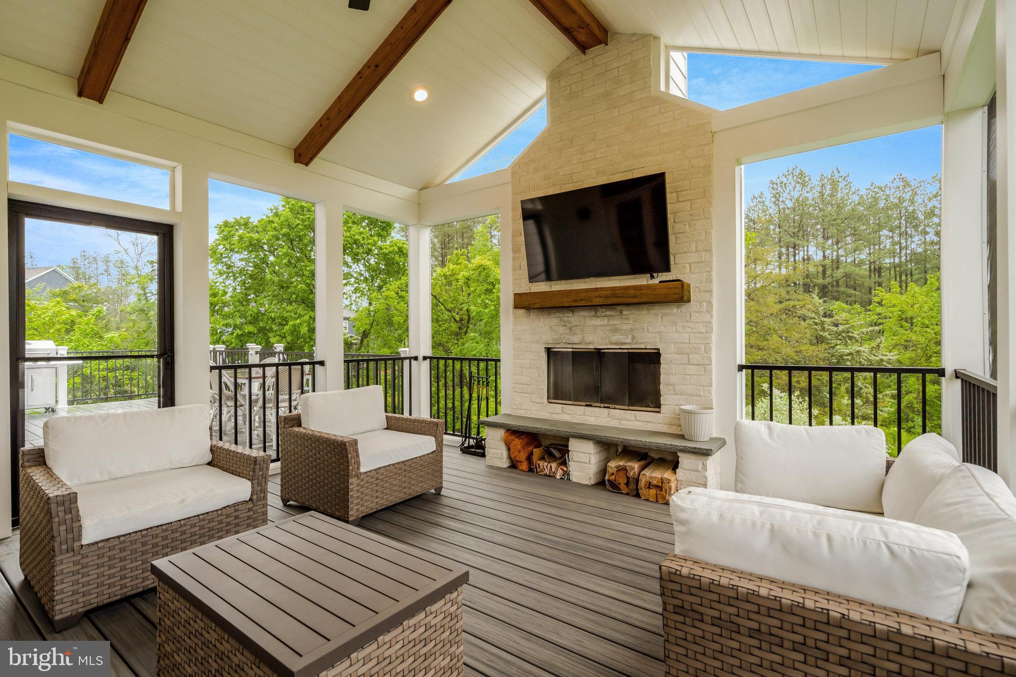 GROVE AT WILLOWSFORD - Residential