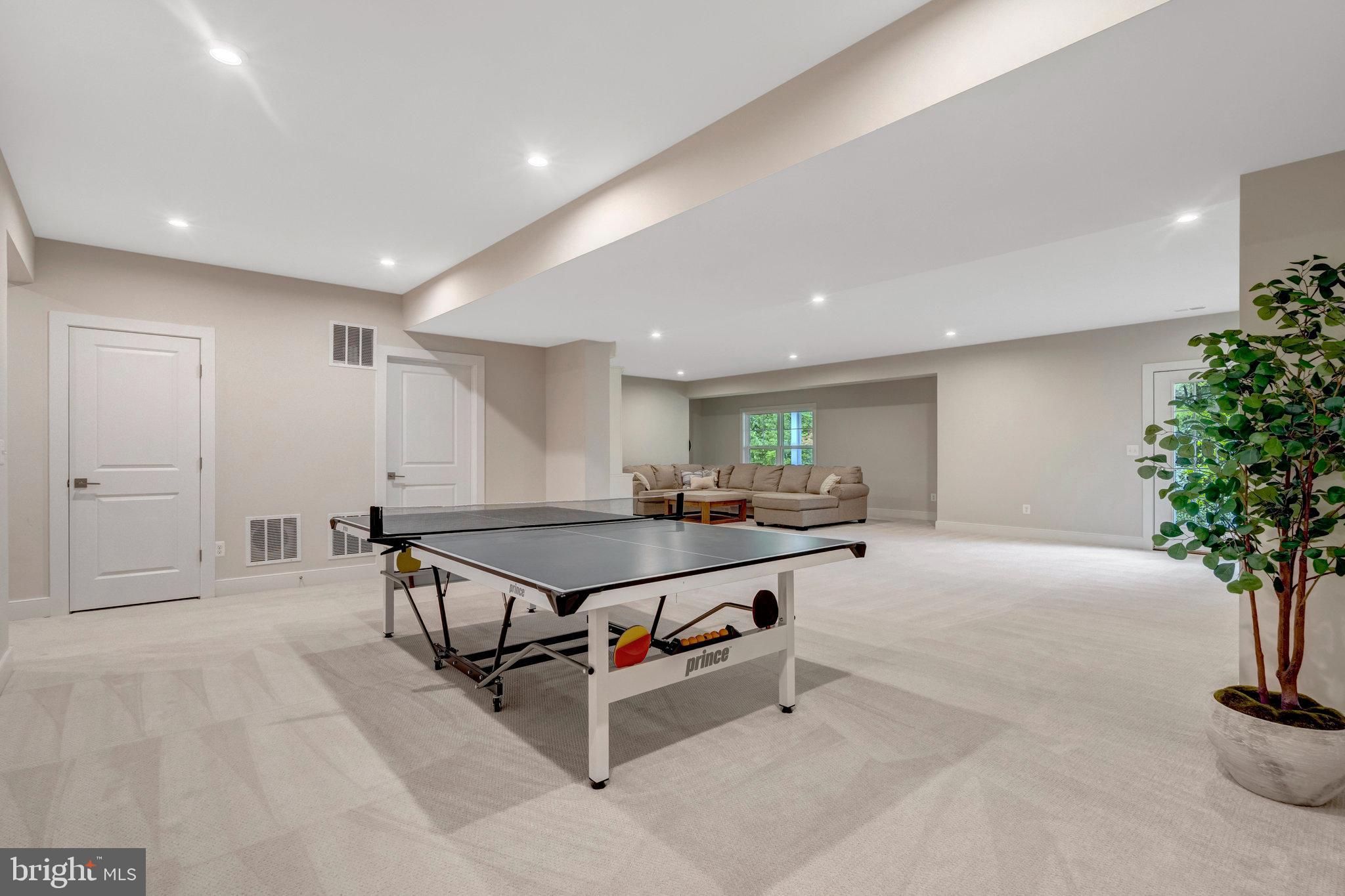 GROVE AT WILLOWSFORD - Residential