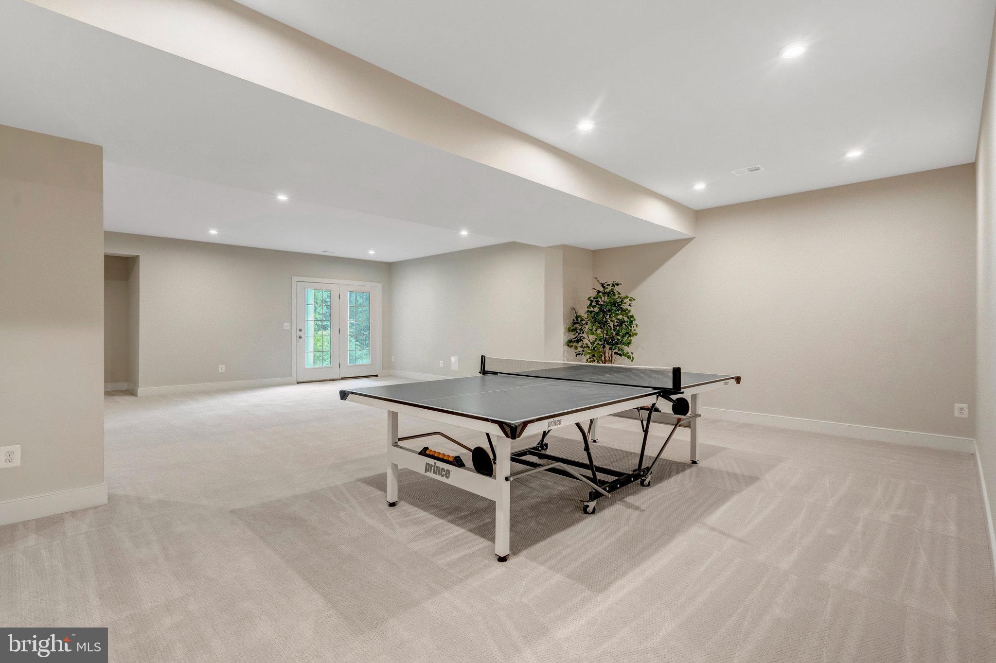 GROVE AT WILLOWSFORD - Residential