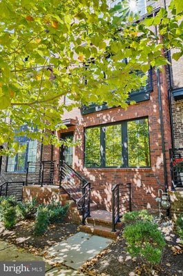 1962 ROLAND CLARKE PL, RESTON, VA 20191 - Image e78c11f4e6b1f27bbdae41707e272f92/1705102935
