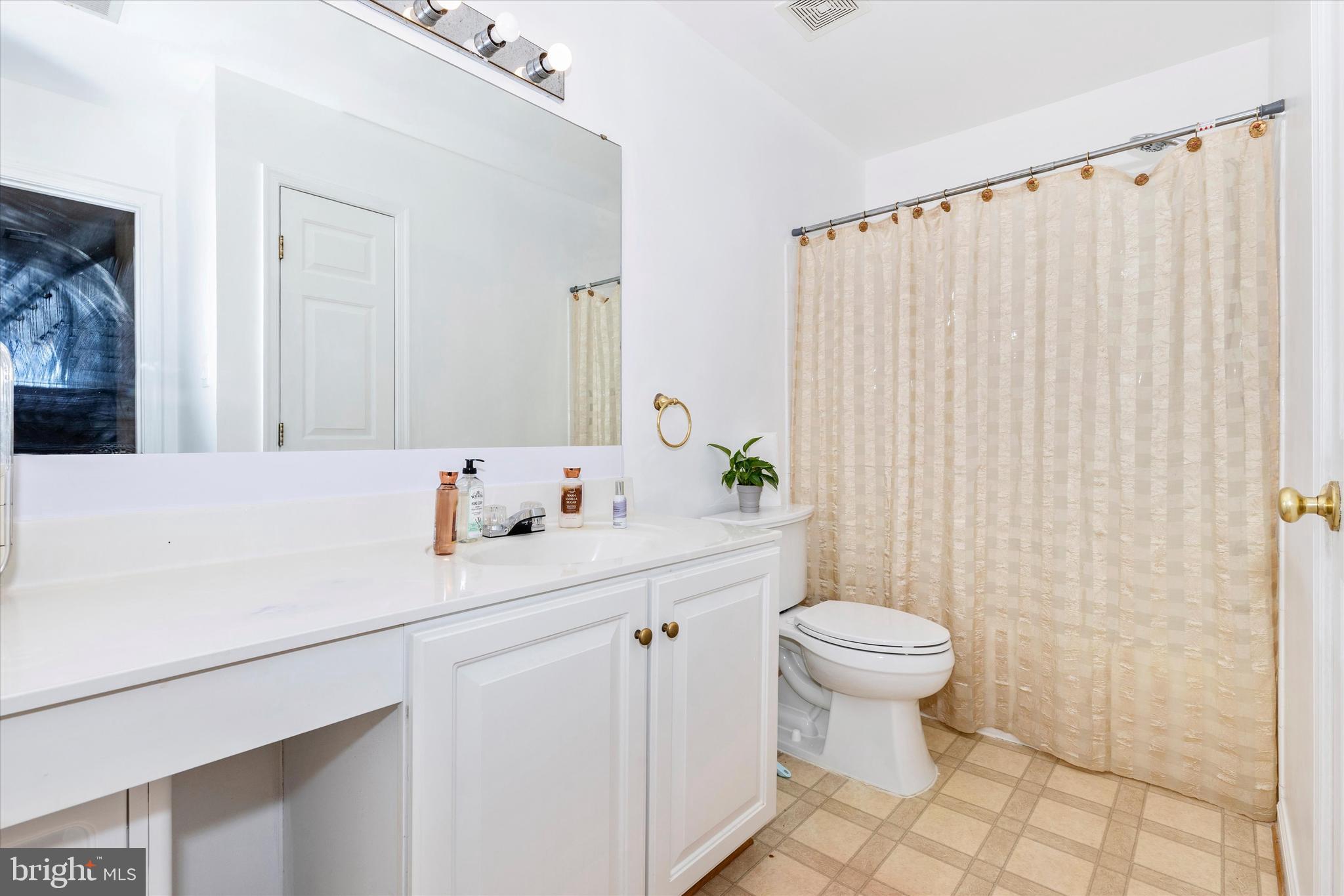 KINGSVIEW RIDGE - Residential