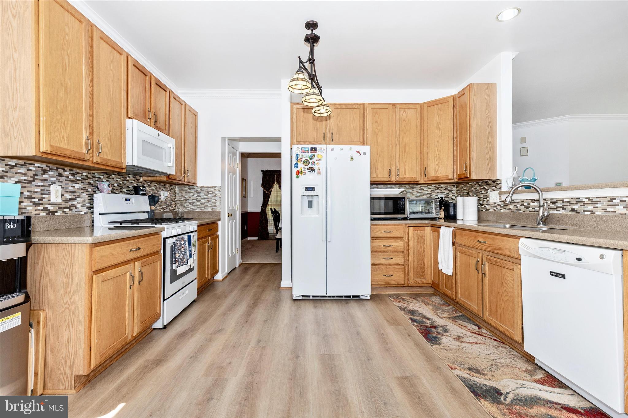 KINGSVIEW RIDGE - Residential