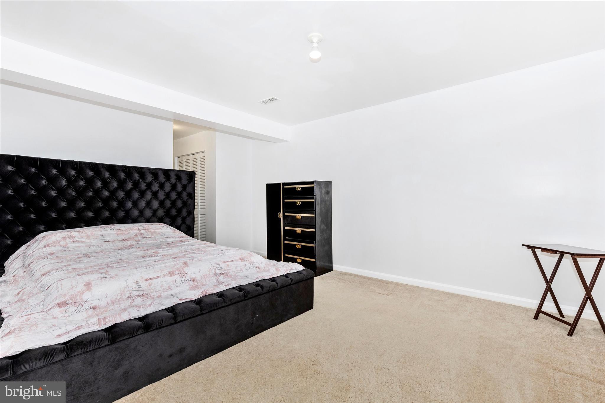 KINGSVIEW RIDGE - Residential