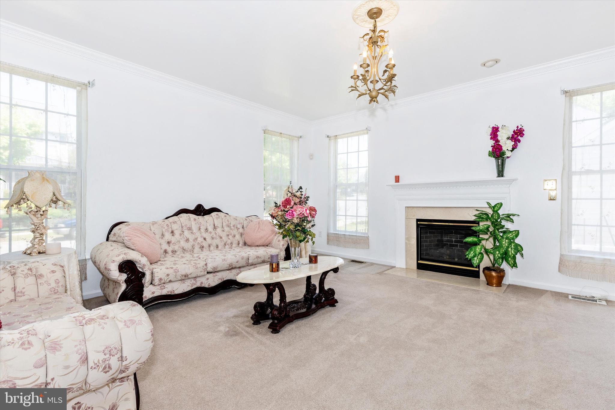 KINGSVIEW RIDGE - Residential