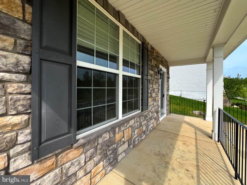 WELLSPRING HILLS - Residential Lease