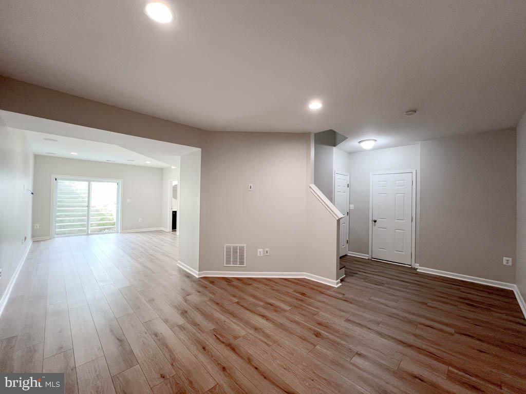 WELLSPRING HILLS - Residential Lease