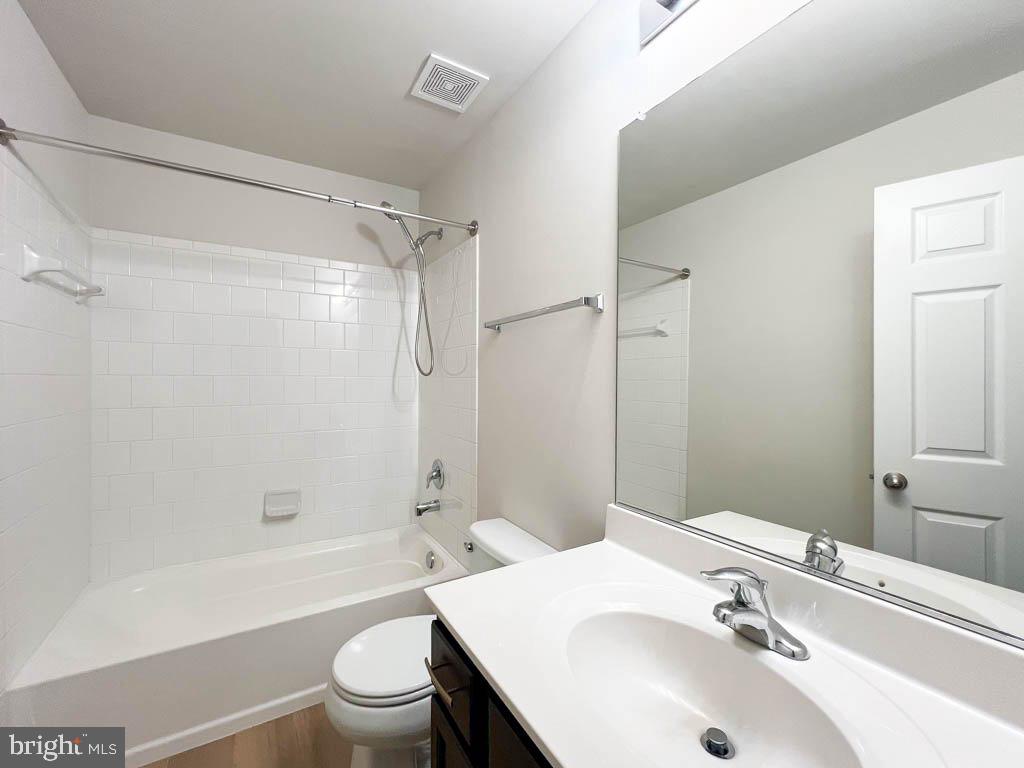 WELLSPRING HILLS - Residential Lease