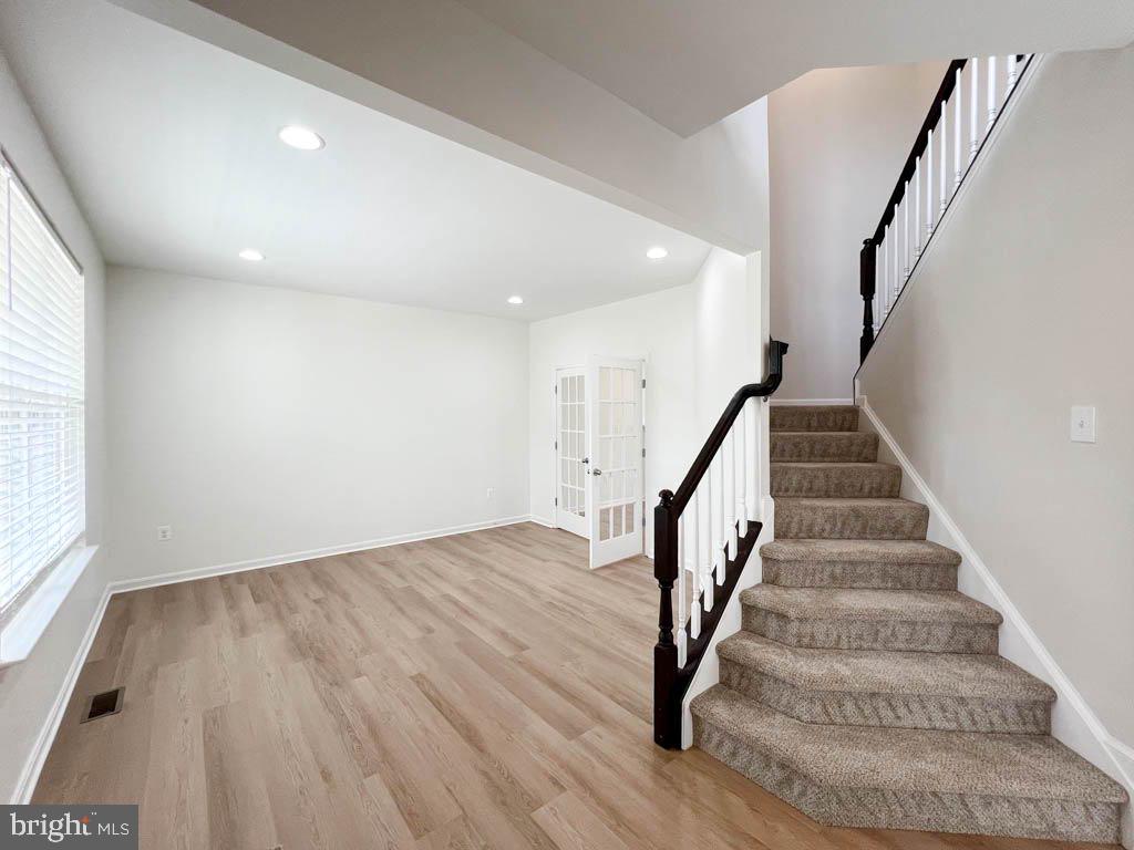 WELLSPRING HILLS - Residential Lease