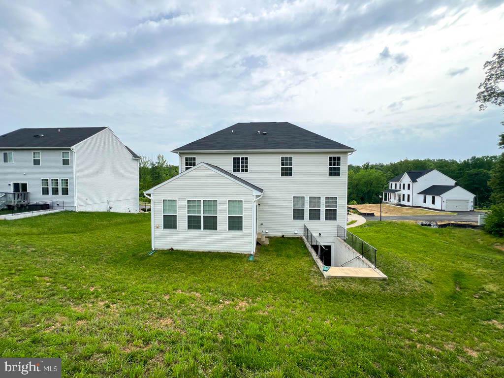 WELLSPRING HILLS - Residential Lease