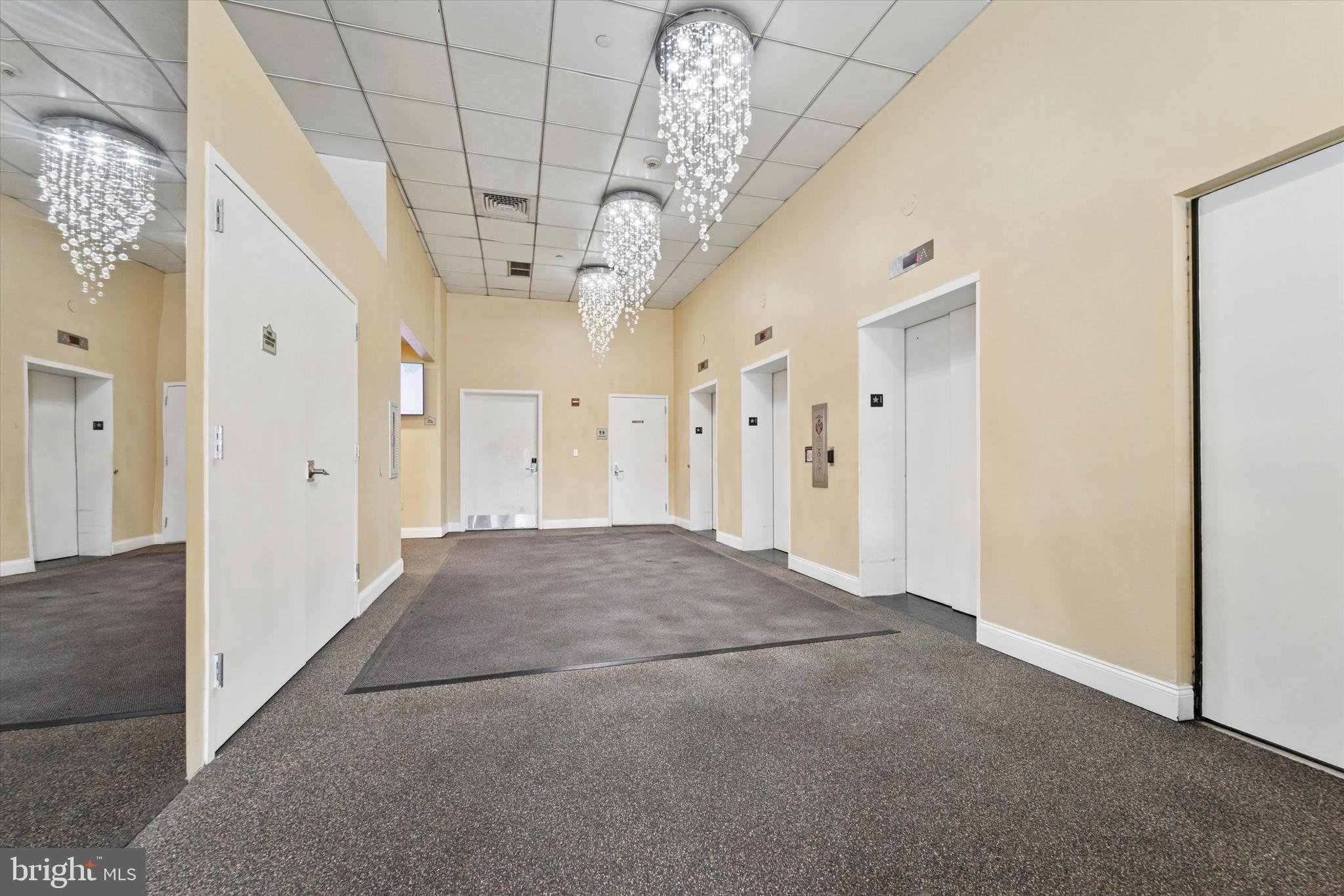 CHINATOWN - Residential